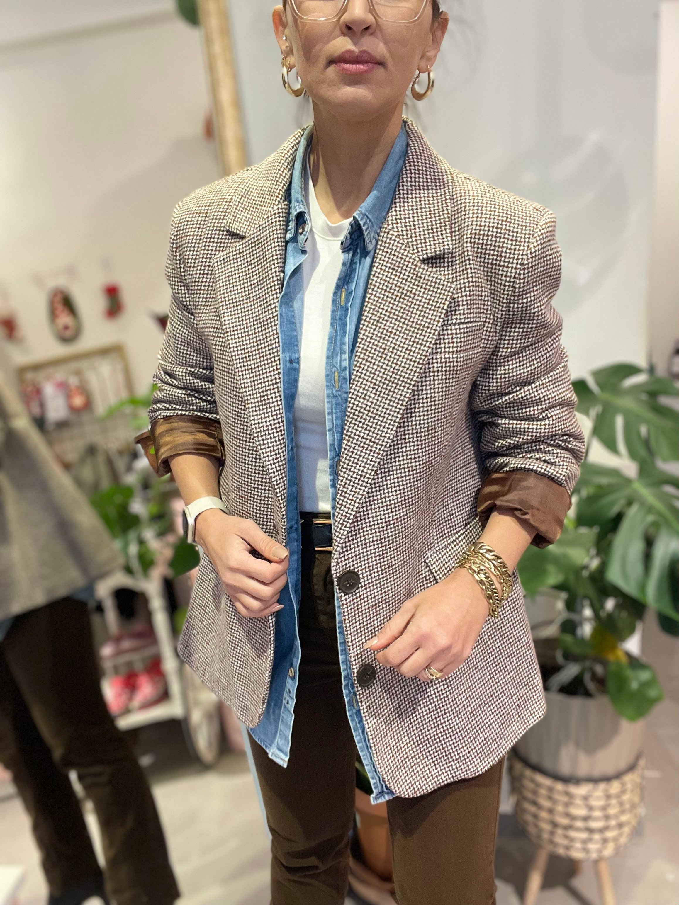 Kadın, Çift Düğme Kapamalı, Acı Kahverengi Astarlı, Zigzag Desenli Blazer Ceket