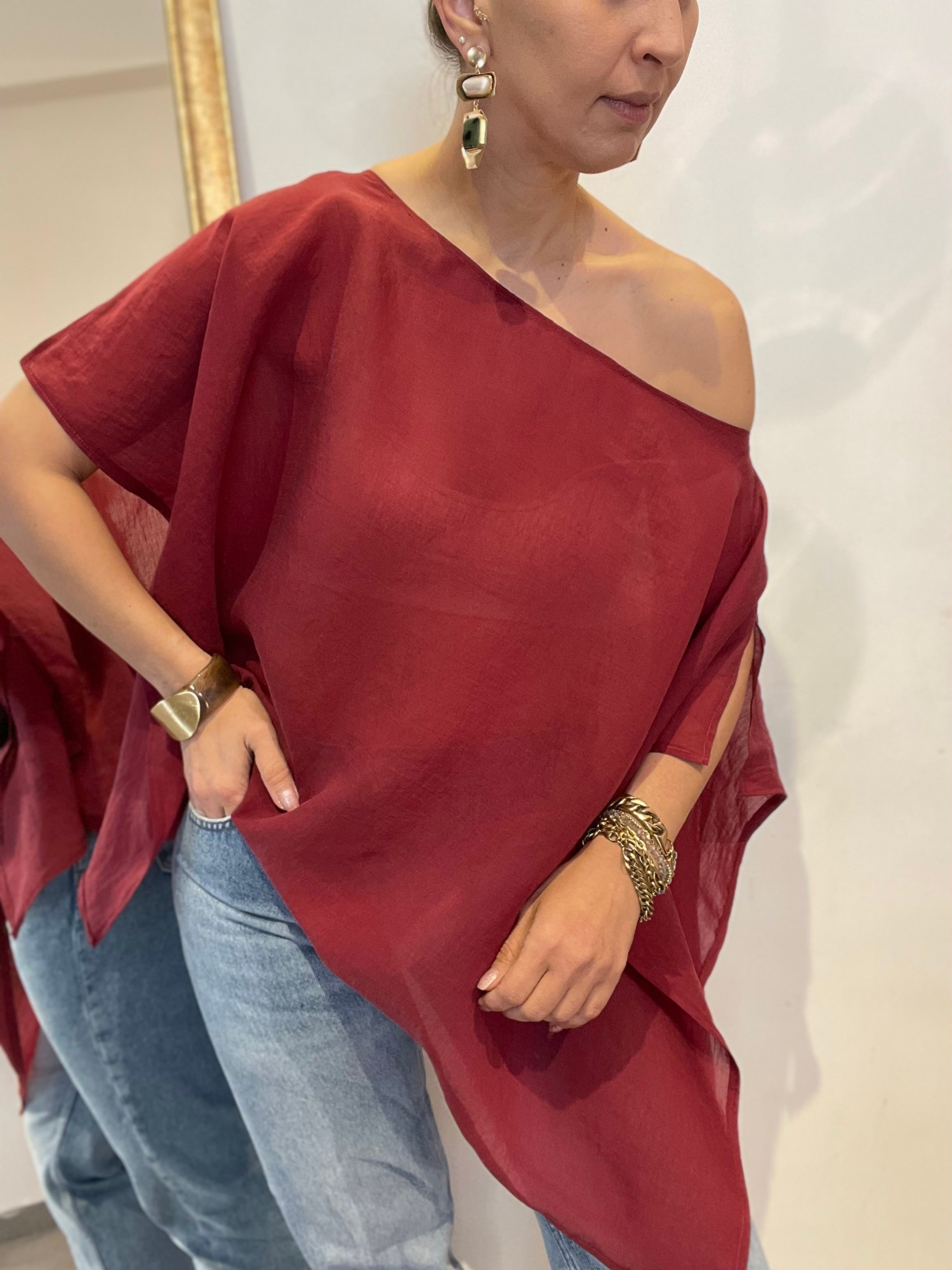 Kadın, Kayık Yaka, Yarasa Kol, Ayrobin Kumaş, Alternatif Kullanımlı Bol Kesim, Bluz - bordo