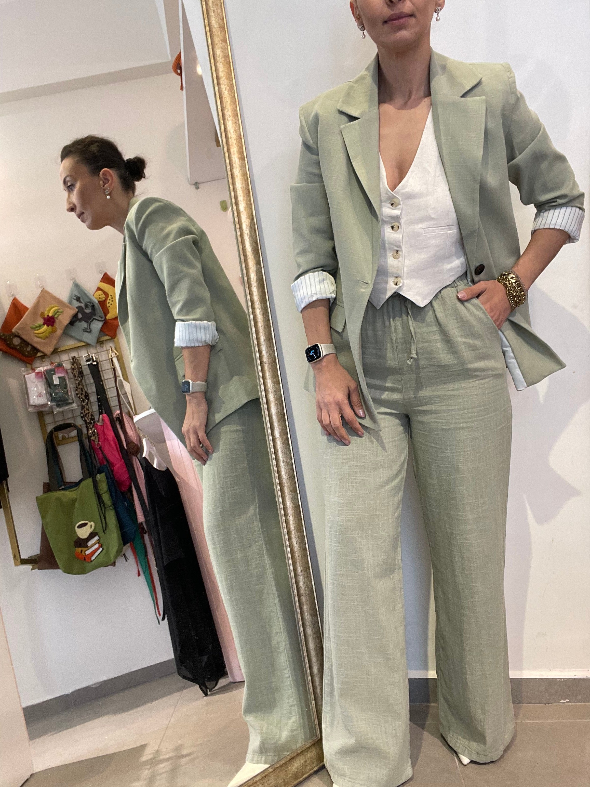 Kadın, İçi Çizgili Astarlı, Tek Düğme, Yeşil, Keten Blazer Ceket