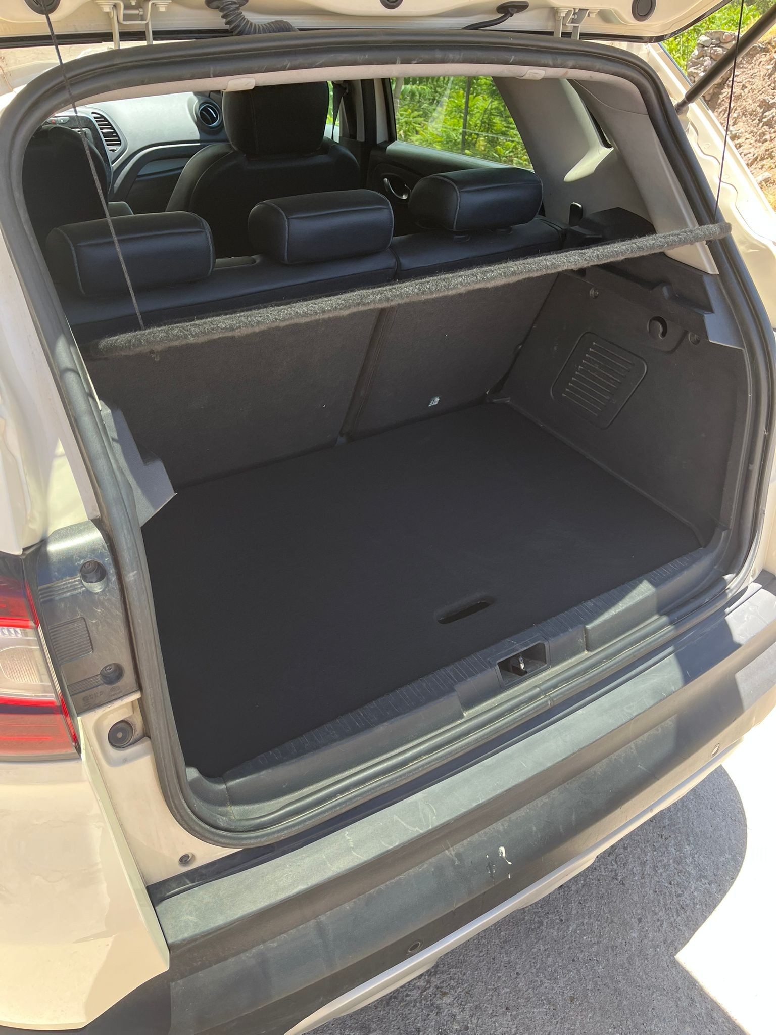 Renault Captur 2013 2019 Model Bagaj Alt Rafı