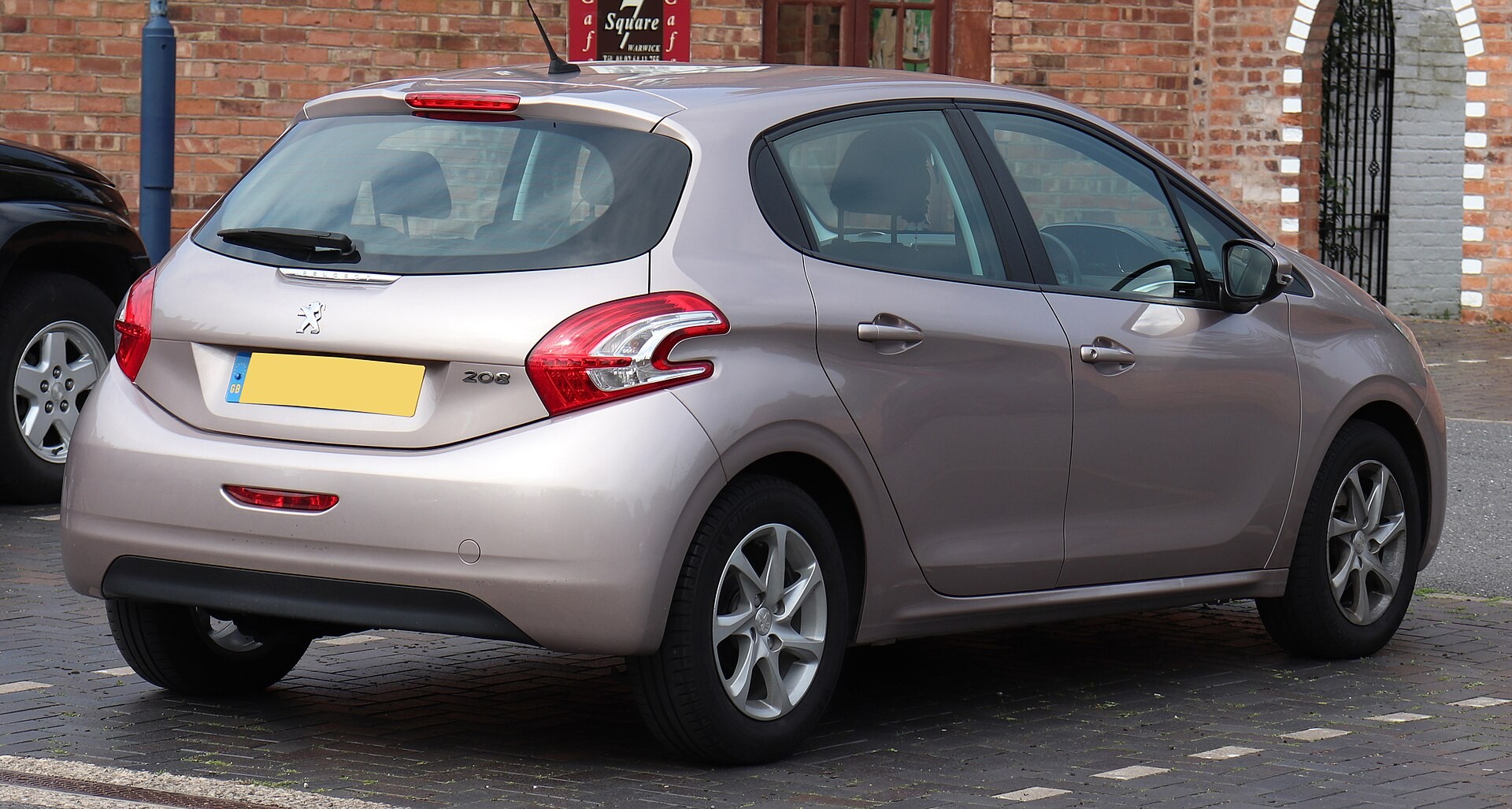 Peugeot 208 Bagaj Pandizotu 2012-2018