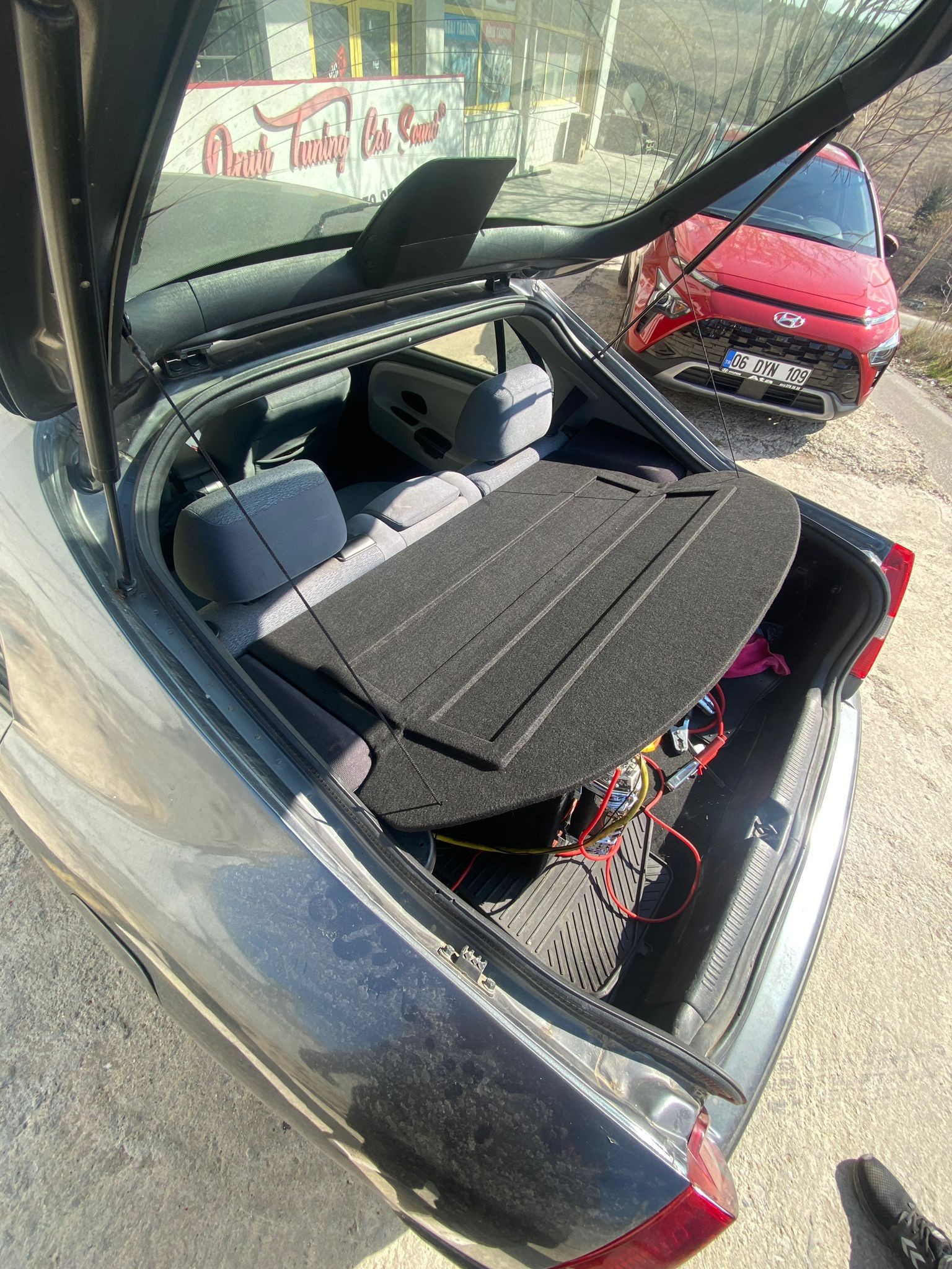Mitsubishi Carisma Hb Muadil Bagaj Pandizotu