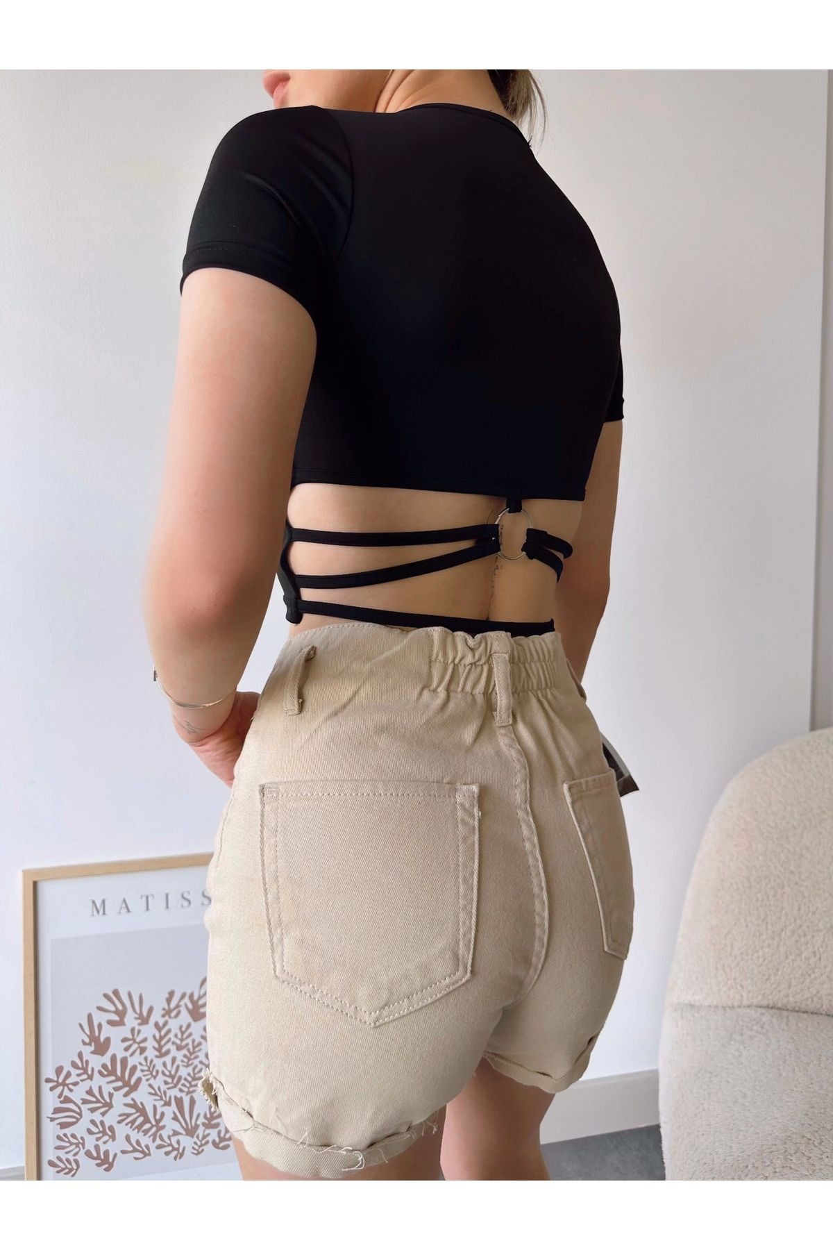 Sırt Detay Halka Crop-SİYAH