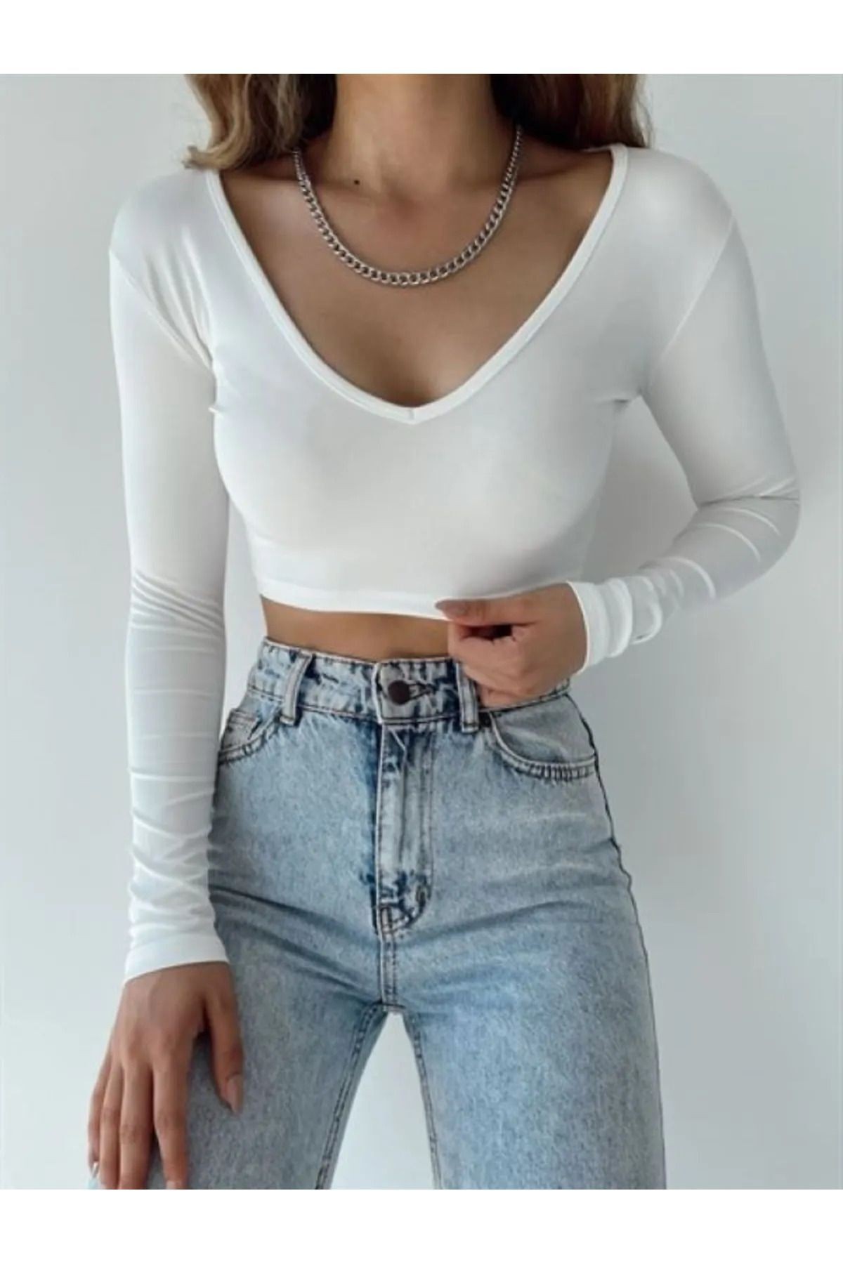 V Yaka Crop
