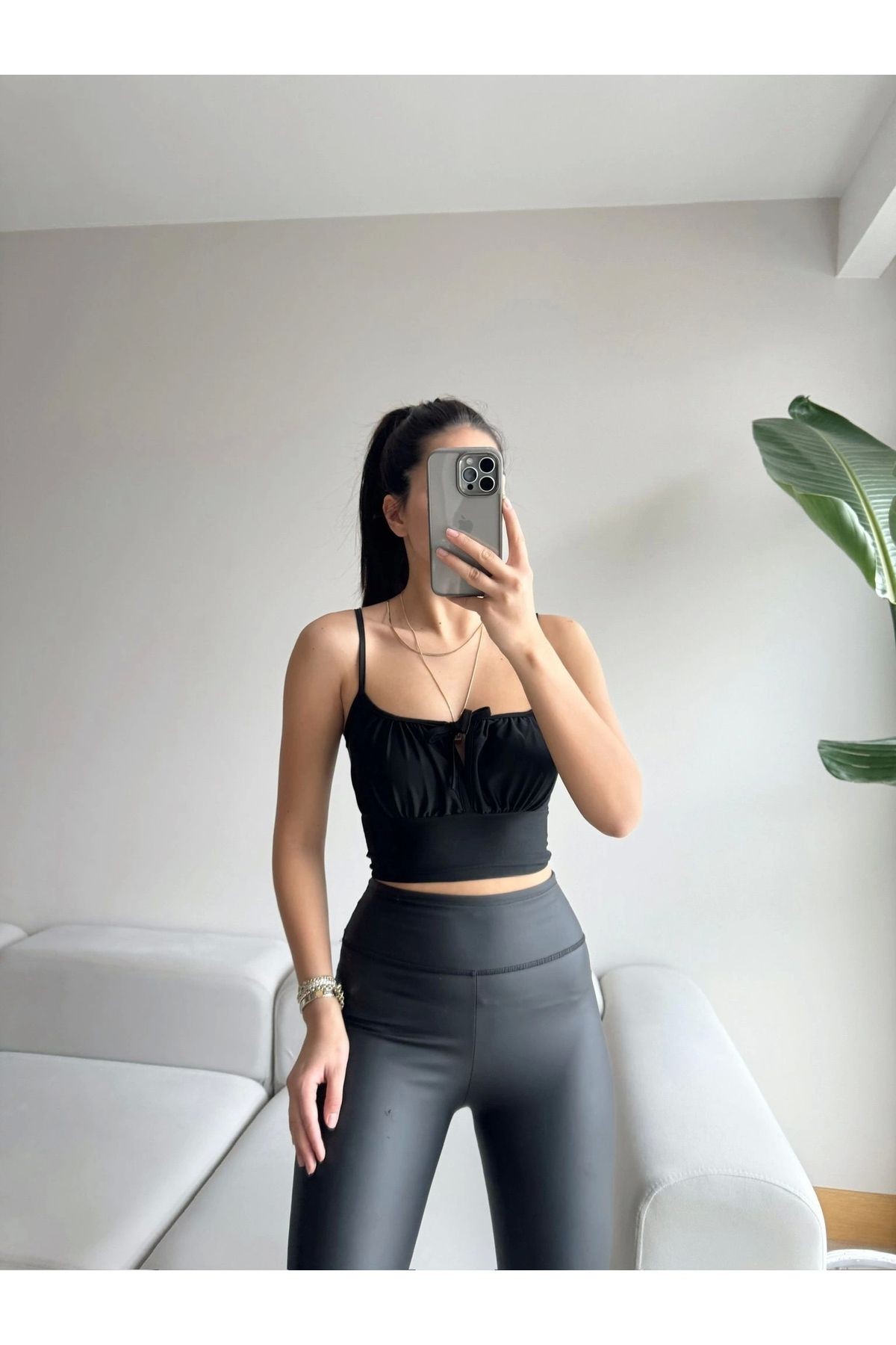 Askılı Göğüs Bağlamalı Crop - SİYAH