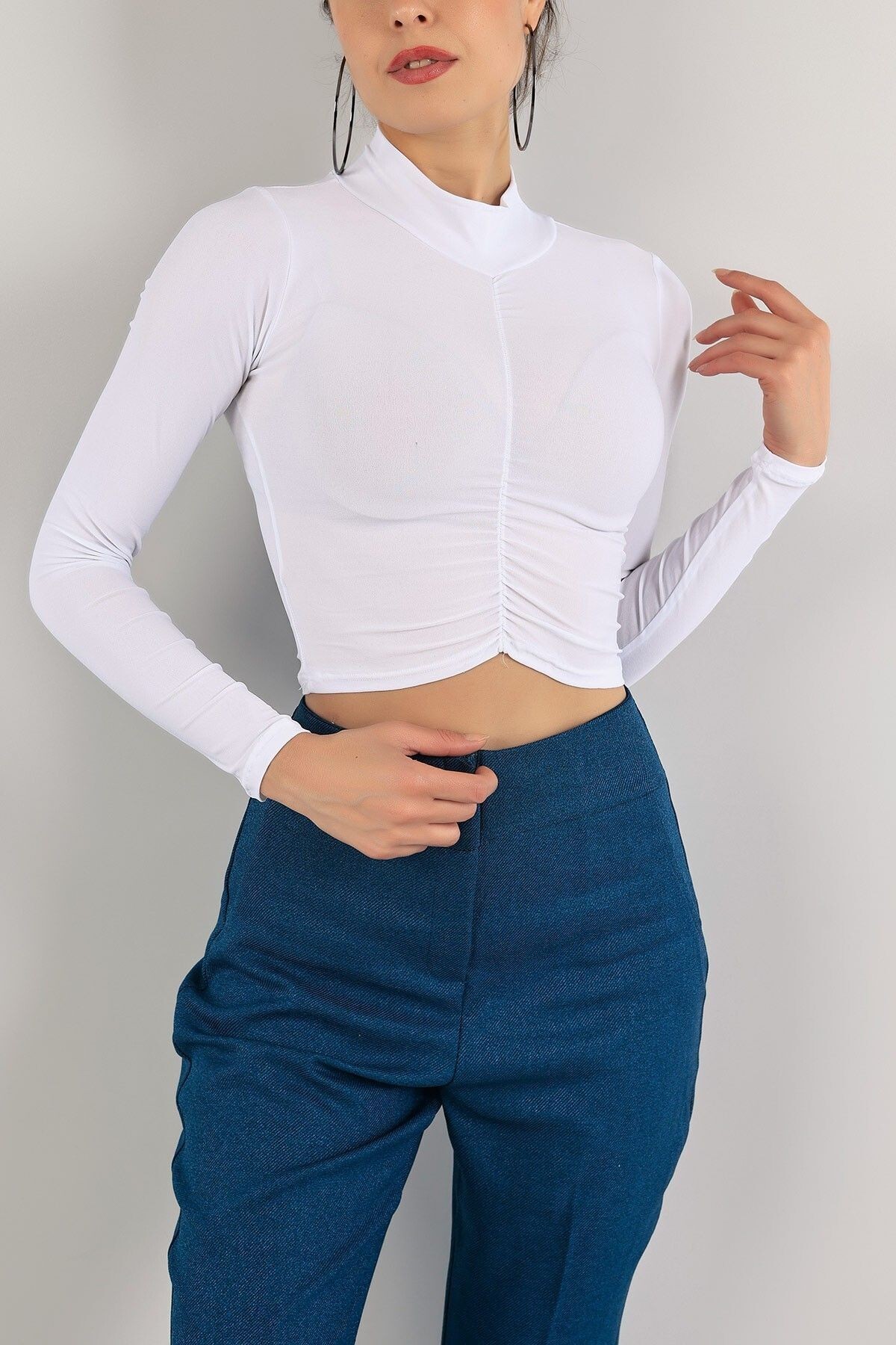 Önü Büzgülü Yarım Balıkçı Yaka Crop Bluz