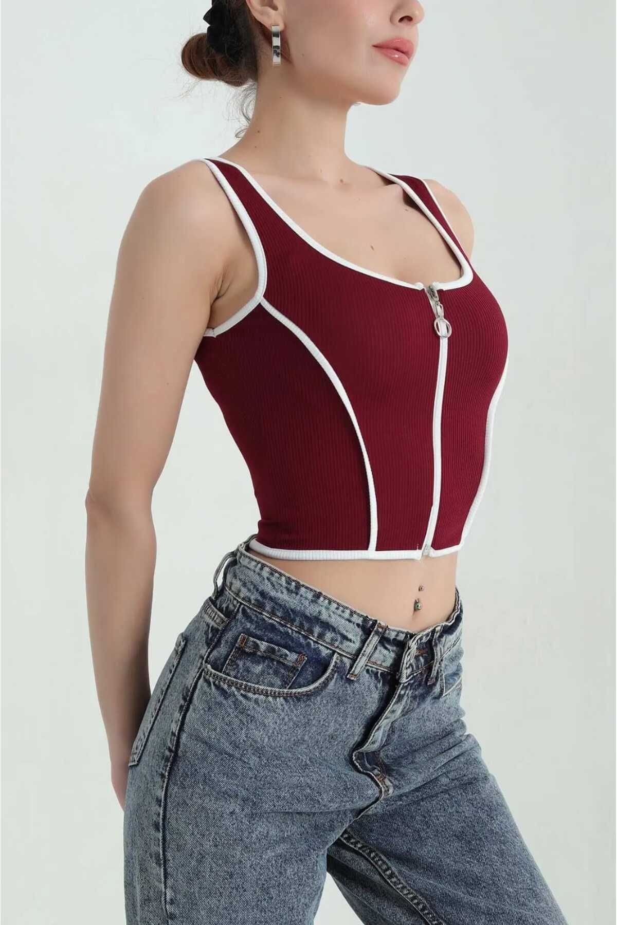 Önden Fermuarlı Biyeli Kalın Askılı Crop Bluz
