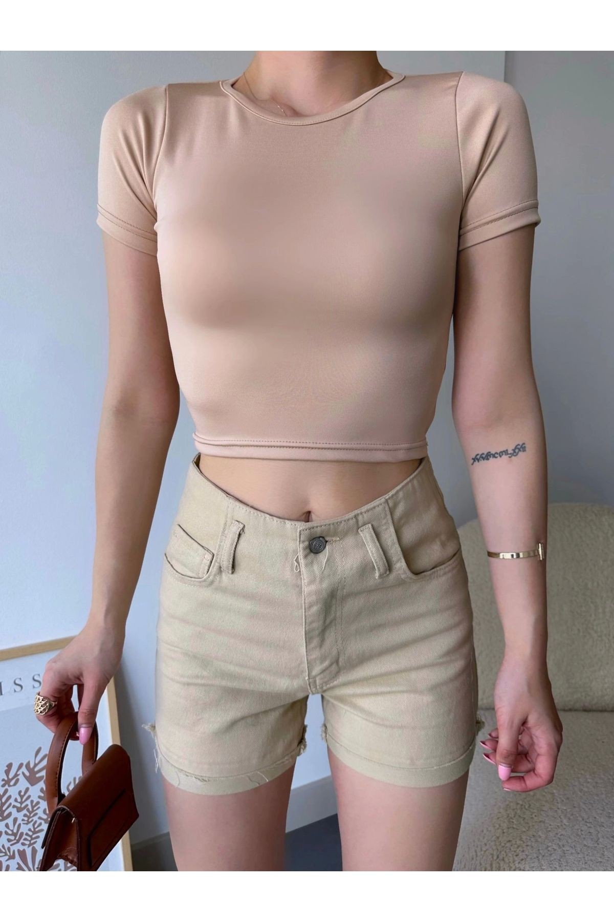 Sırt Detay Halka Crop-BEJ