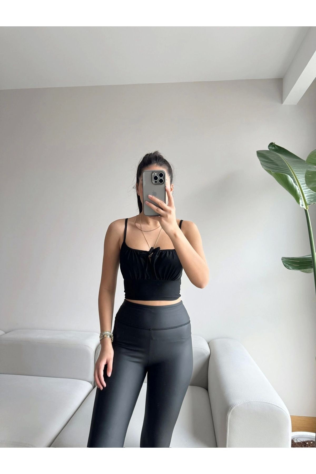 Askılı Göğüs Bağlamalı Crop - SİYAH