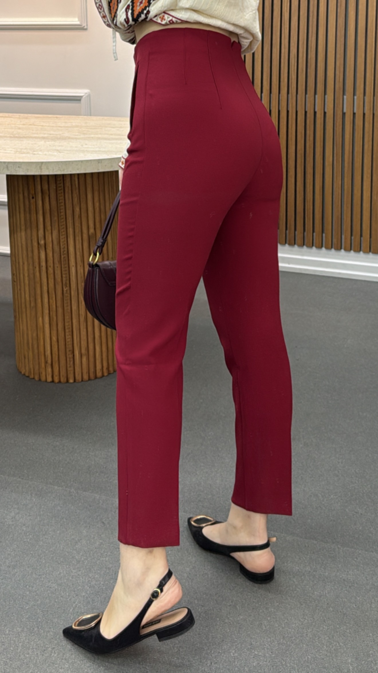 ZR Açık Bordo Pensli Kumaş Pantolon