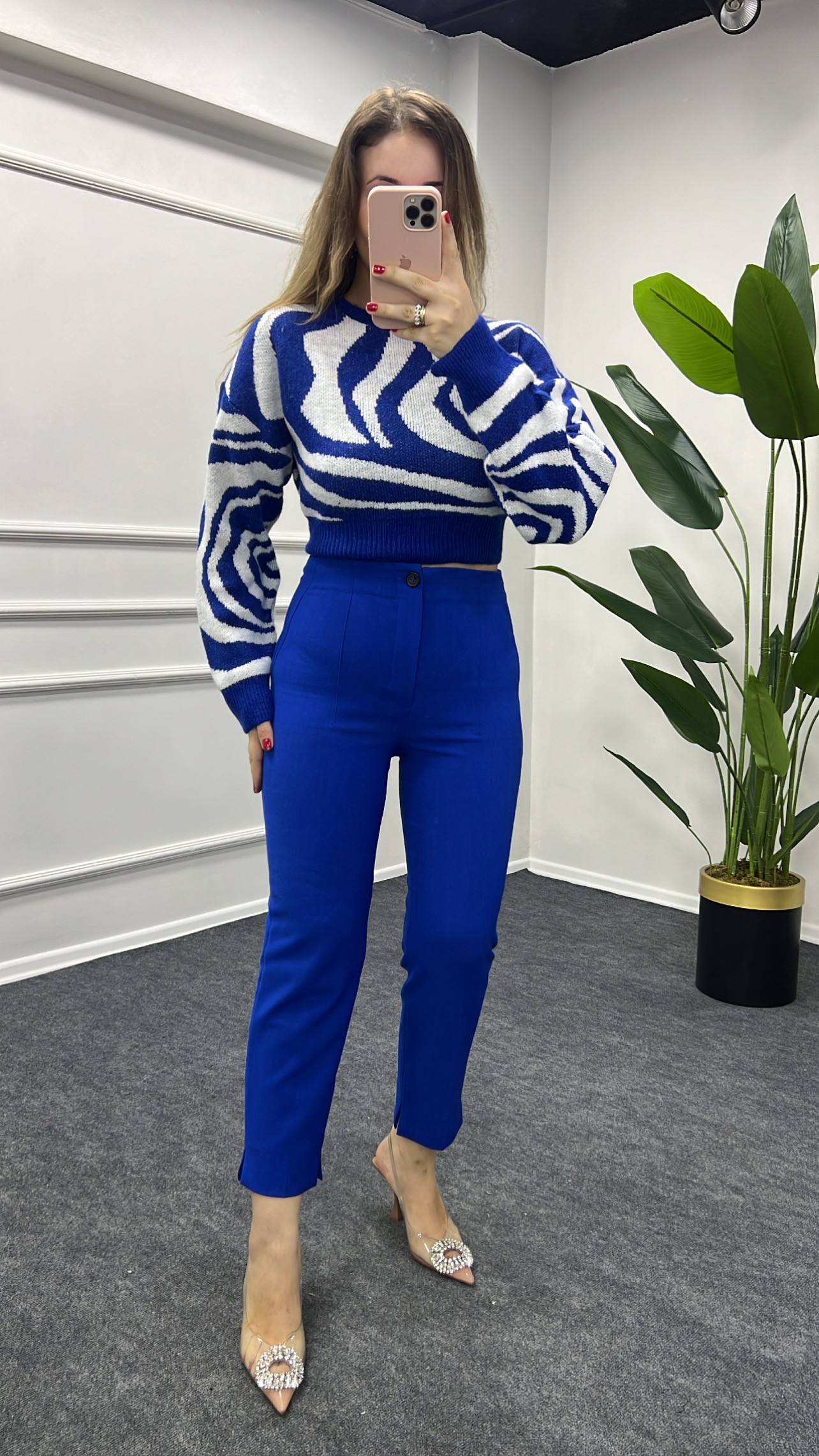 Pantaloni din stofă cu nasturi de culoare albastră ZR Saks