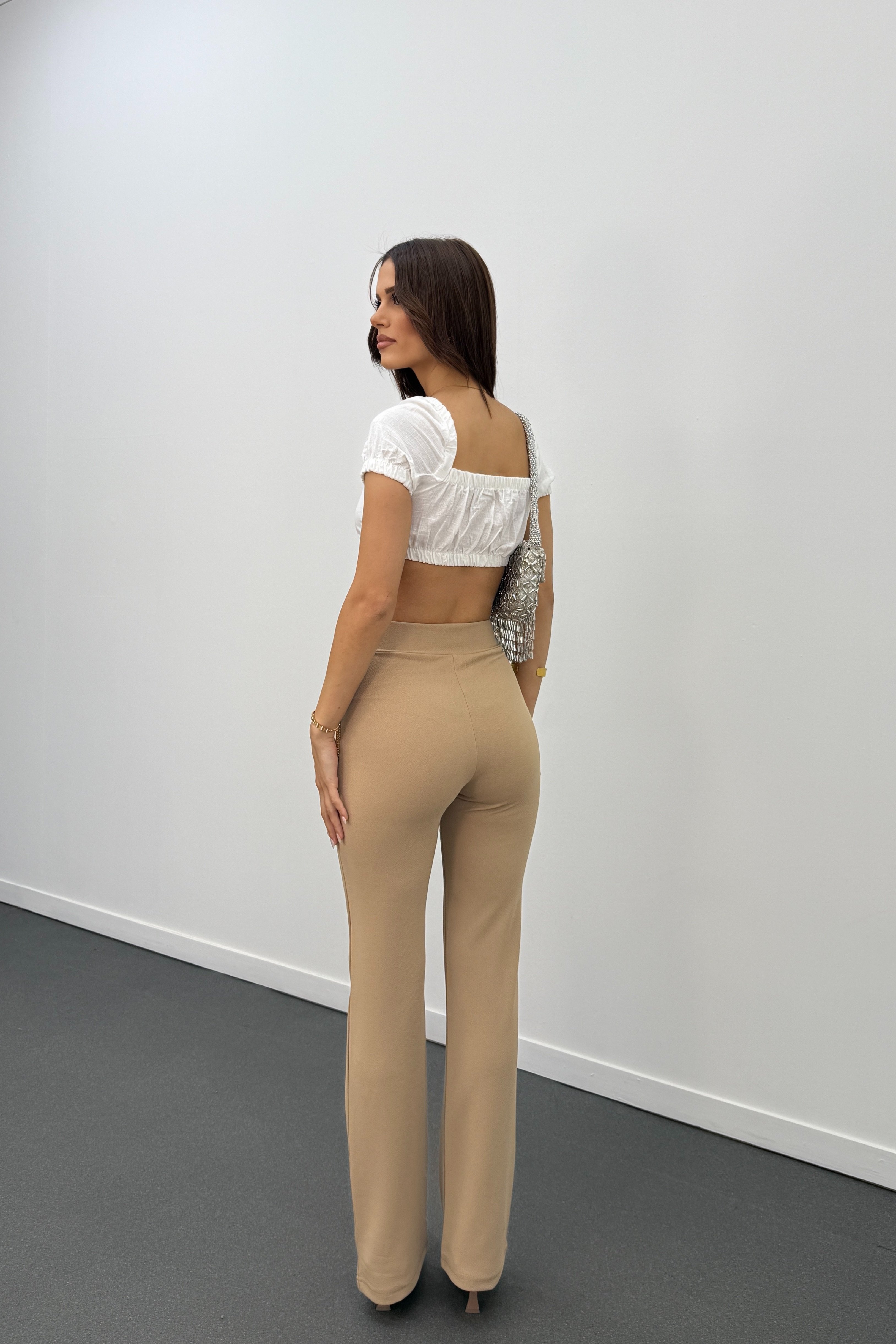 Pantaloni din material textil cu talie super inalta Leo Camel Lycra