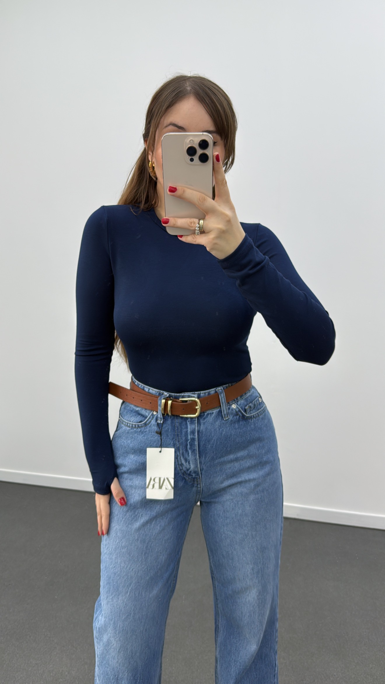 Oysh Lacivert Parmak Geçirmeli Modal Body
