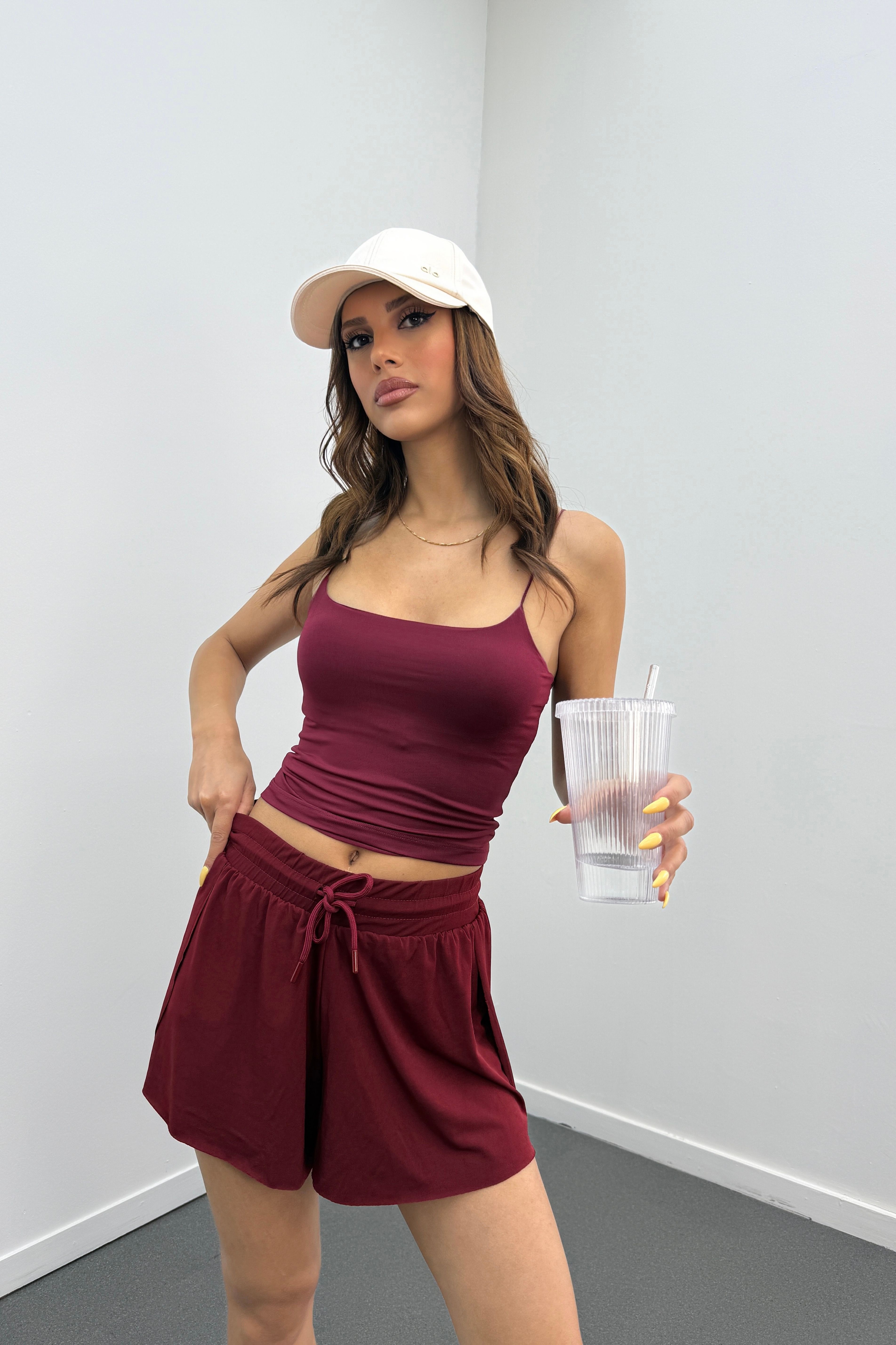 Shirin Bordo Askılı Crop 