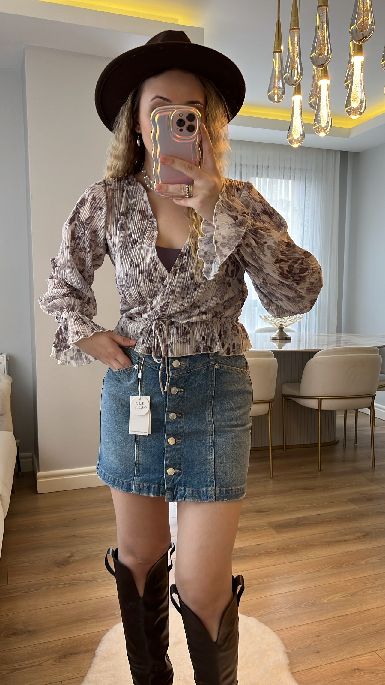 MNG Vintage Desenli Bağlamalı Bluz
