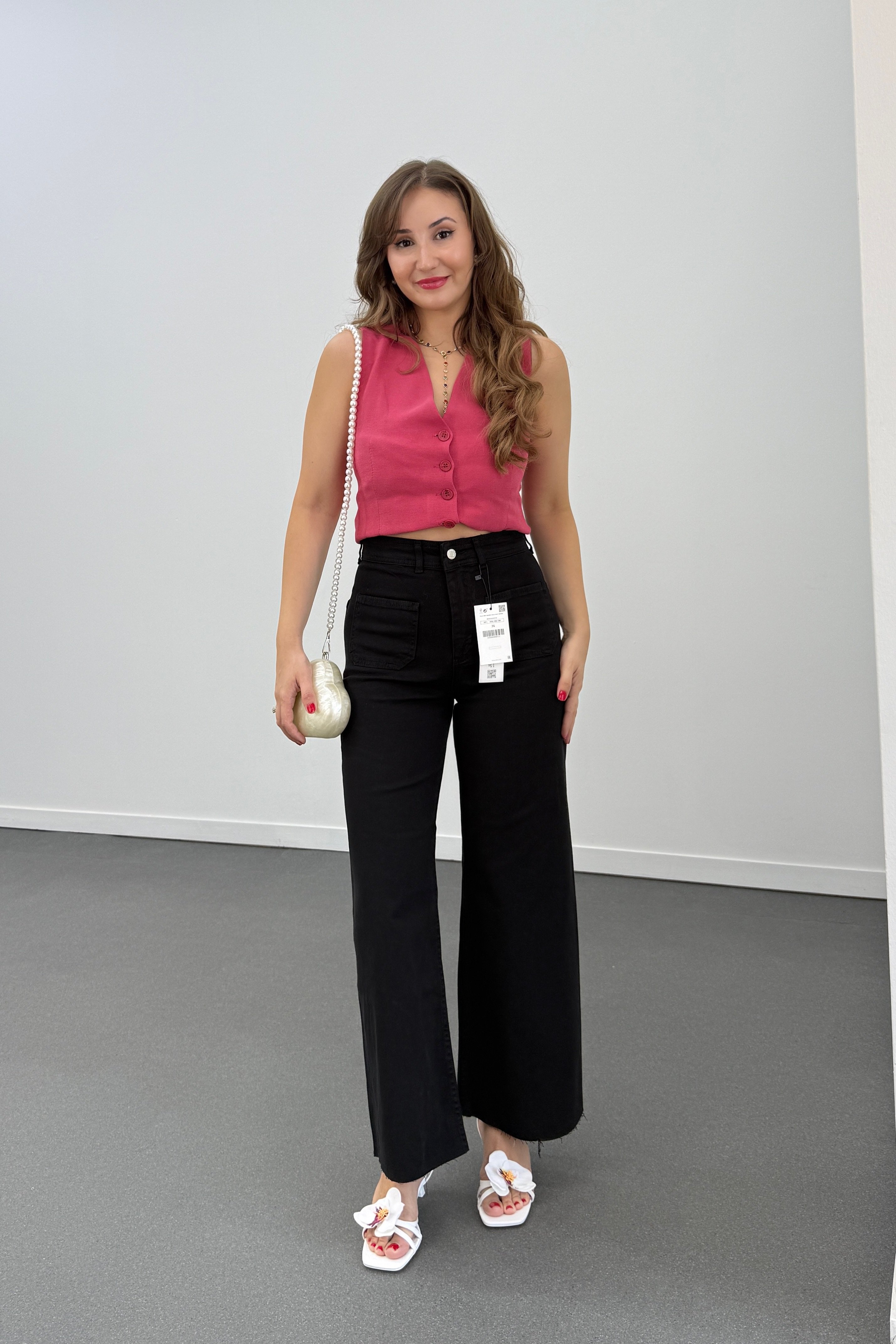 Milano Siyah Cepli Yarım Flare Jeans