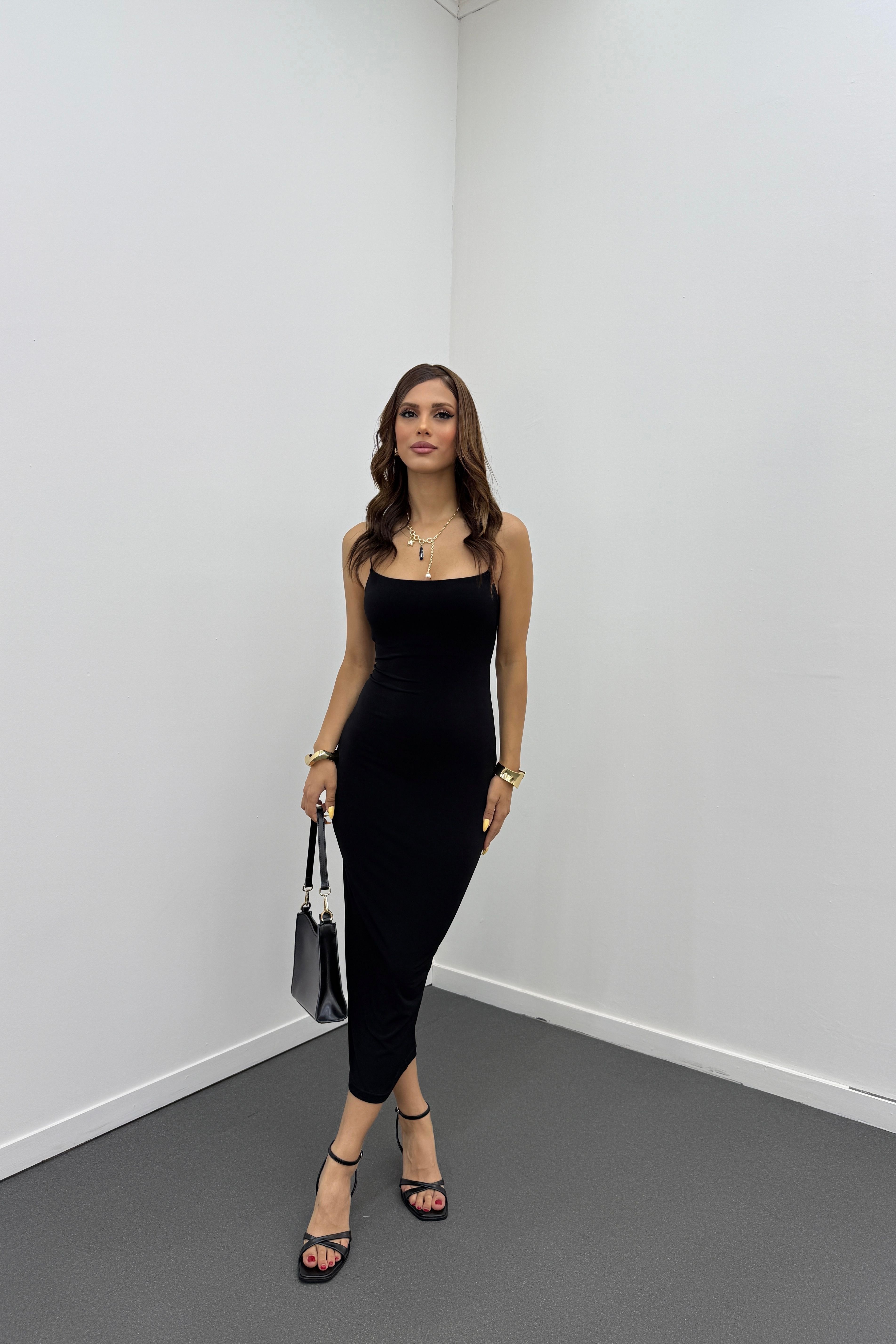 Marta Siyah Askılı Dar Kalem Elbise