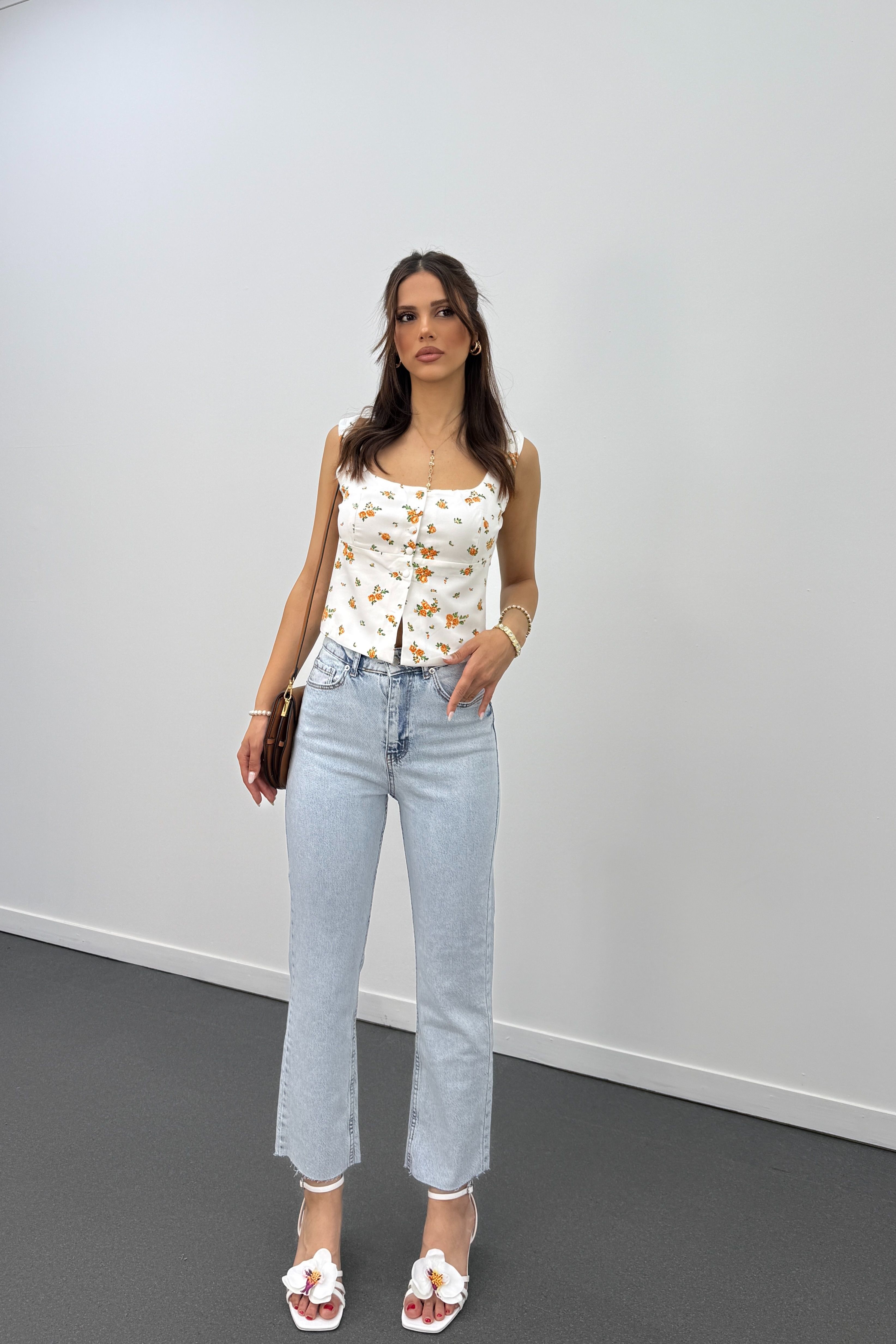 Jean Juliet, de culoare deschisă, cu talie înaltă, slim fit