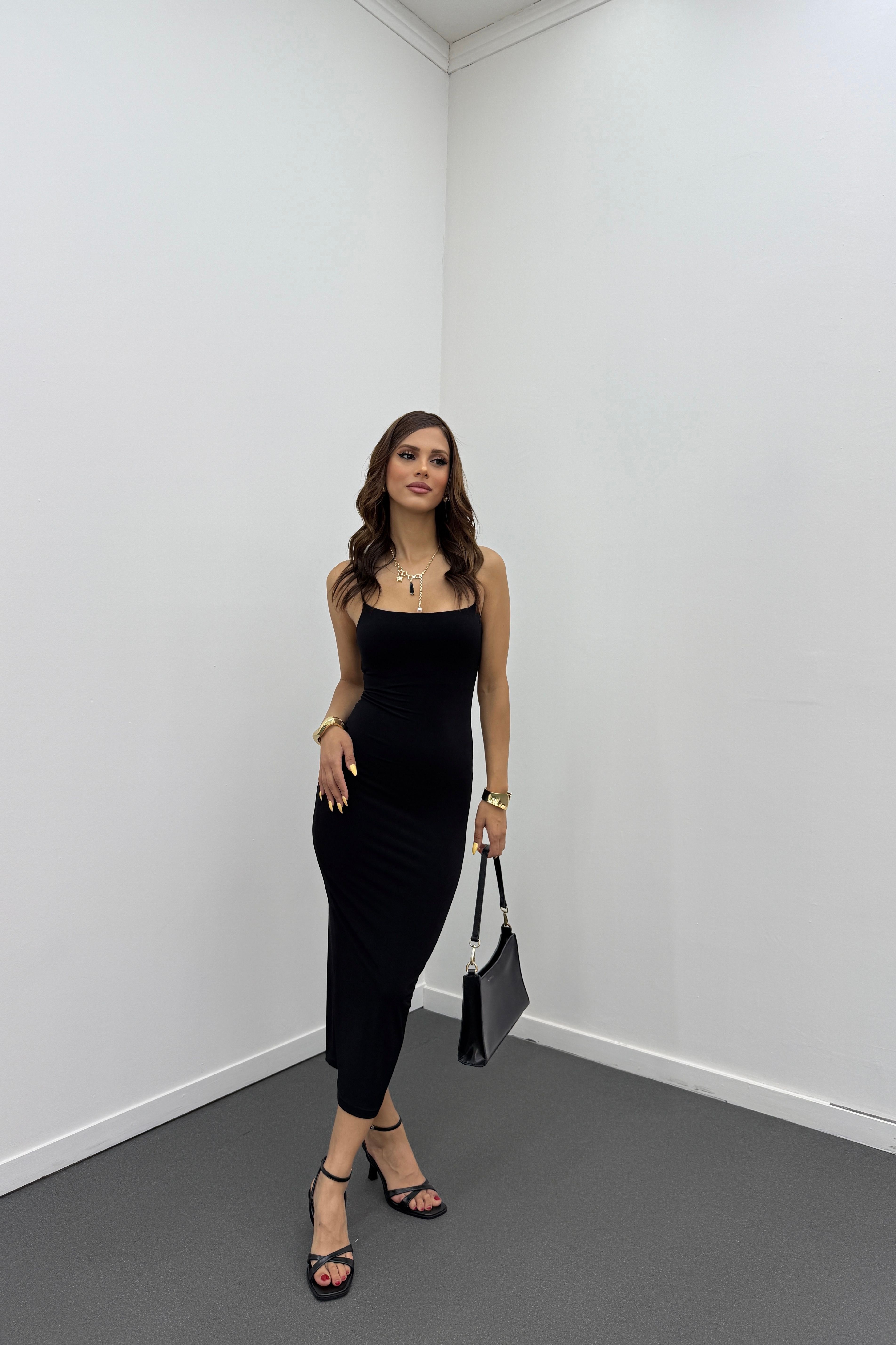 Marta Siyah Askılı Dar Kalem Elbise