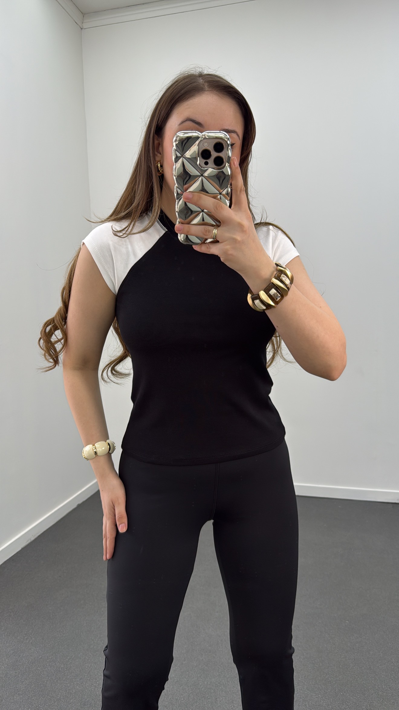 Tricou MS negru cu mâneci raglan, 100% bumbac