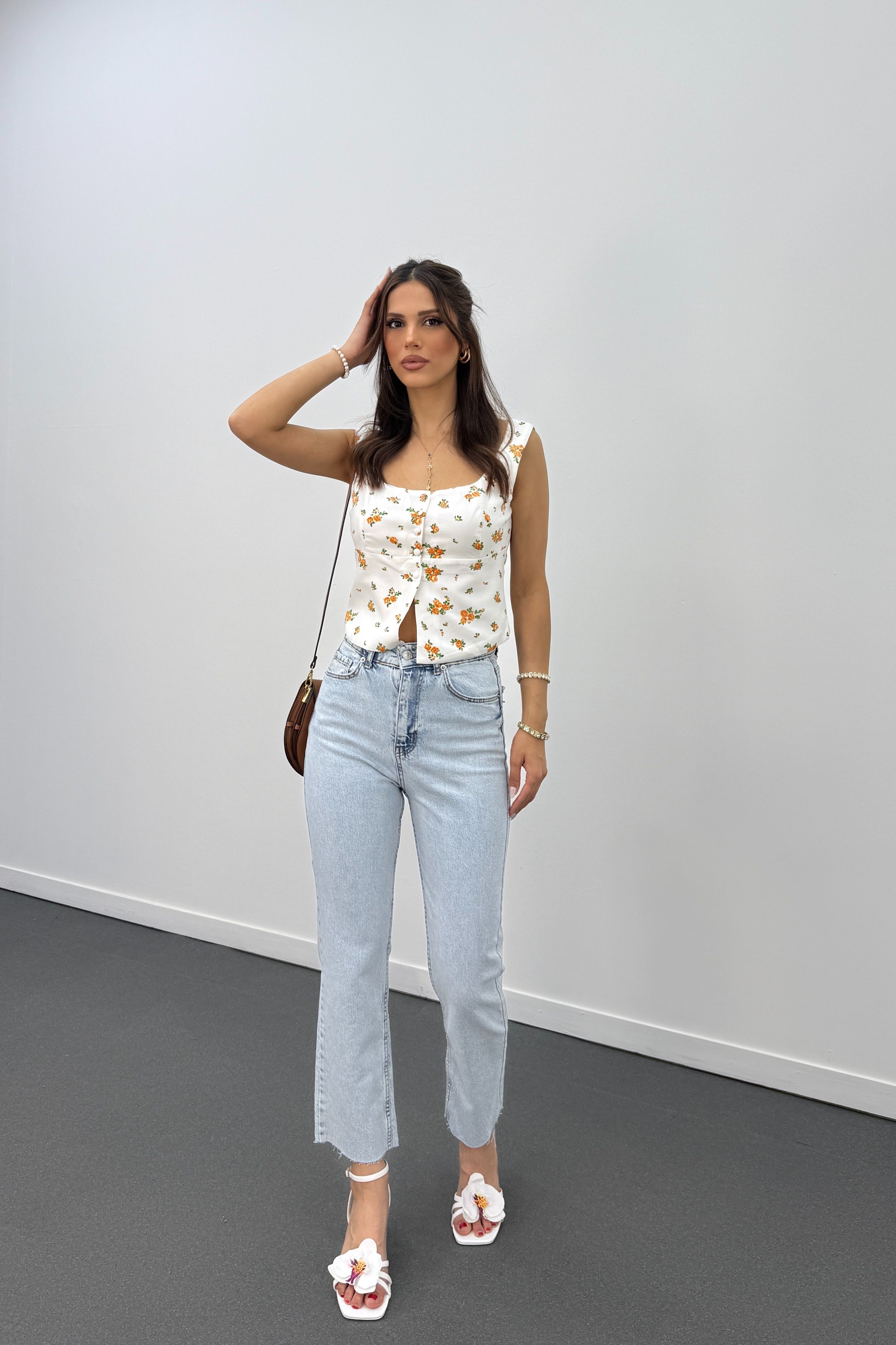 Jean Juliet, de culoare deschisă, cu talie înaltă, slim fit
