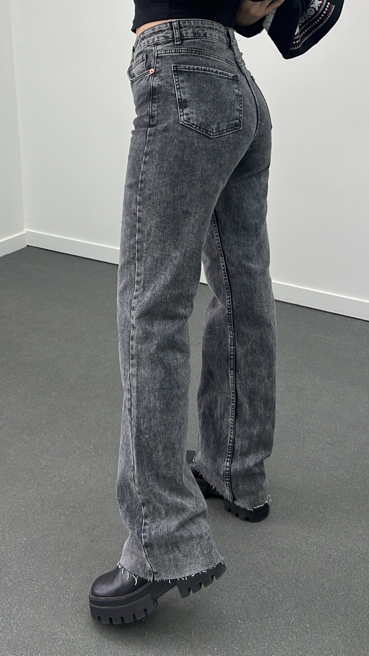 Roma Gri Yıkamalı Wide Leg Jeans