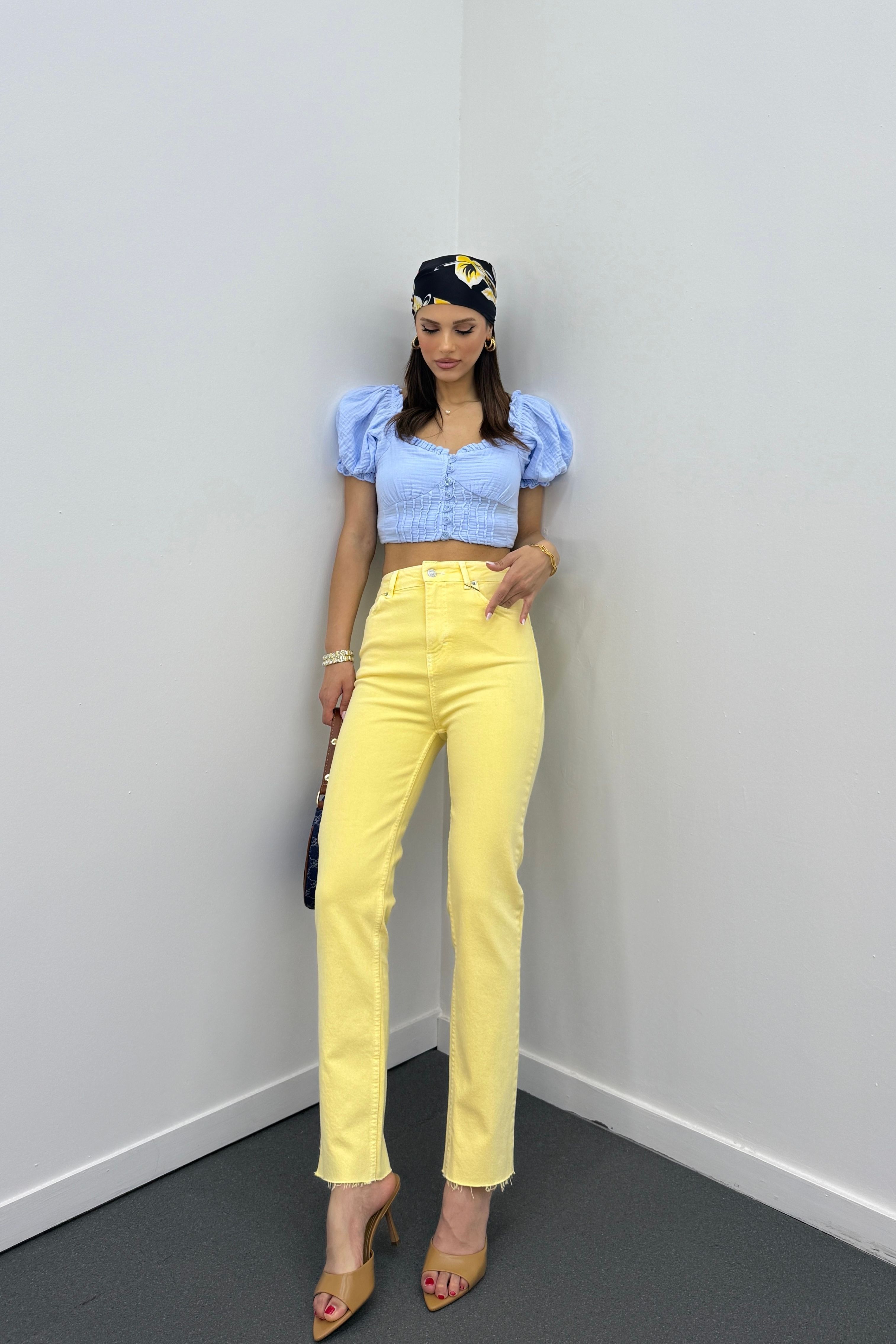  Juliet Açık Sarı Renk Yüksek Bel Slim Fit Jeans