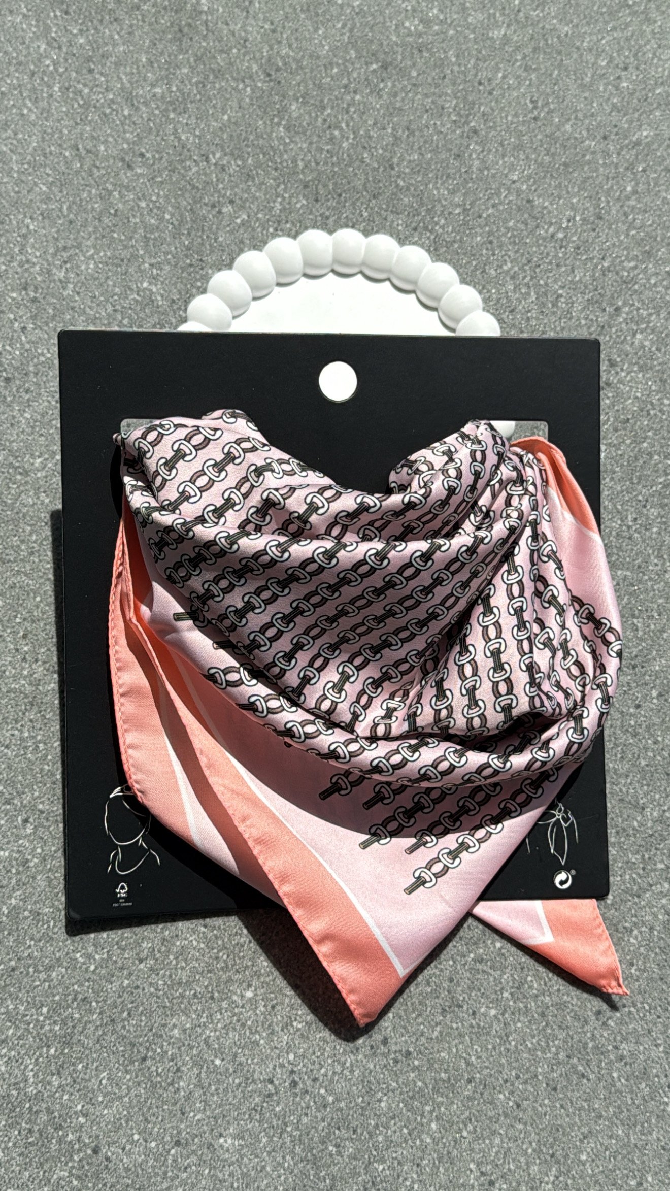 Pembe Zincir Desenli Fular