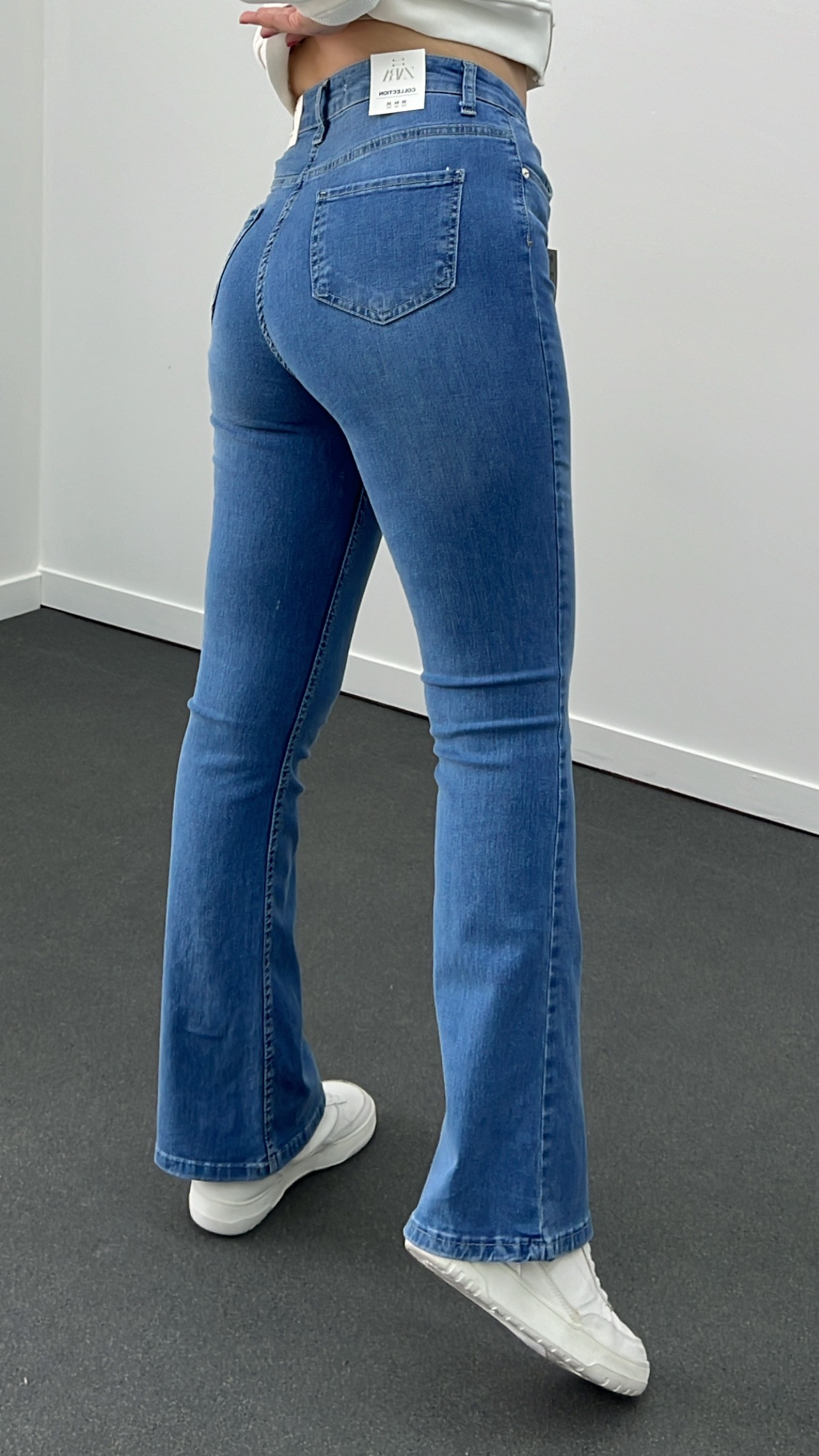 ZR Açık Renk Extra Yüksek Bel Full Likralı Flare Jeans