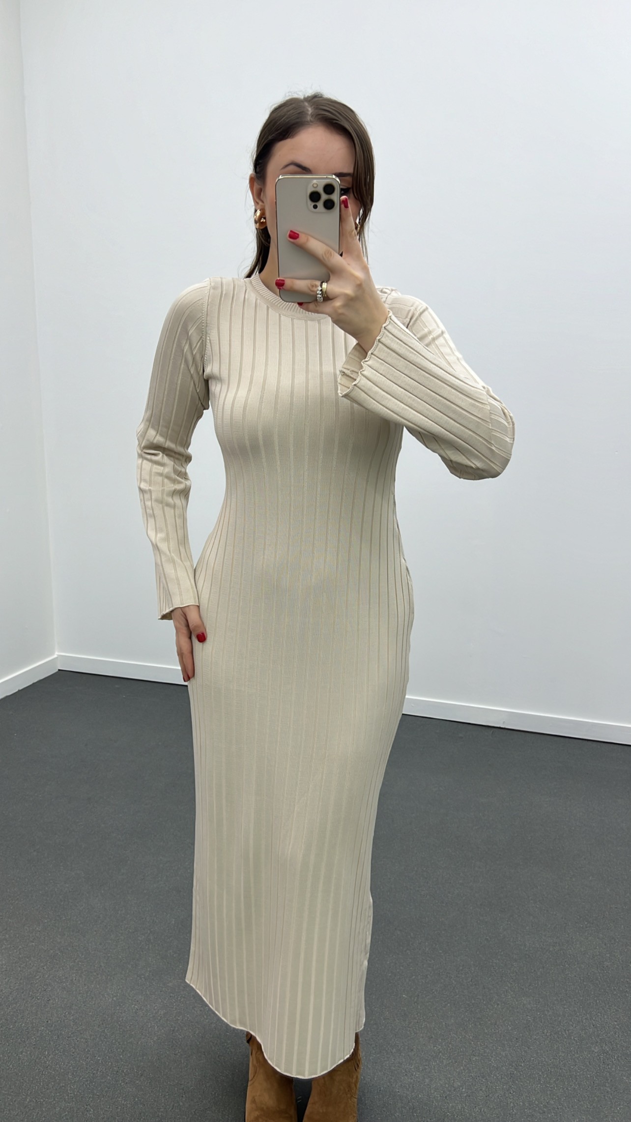 Lili Krem Fitilli Premium Kumaş Maxi Elbise