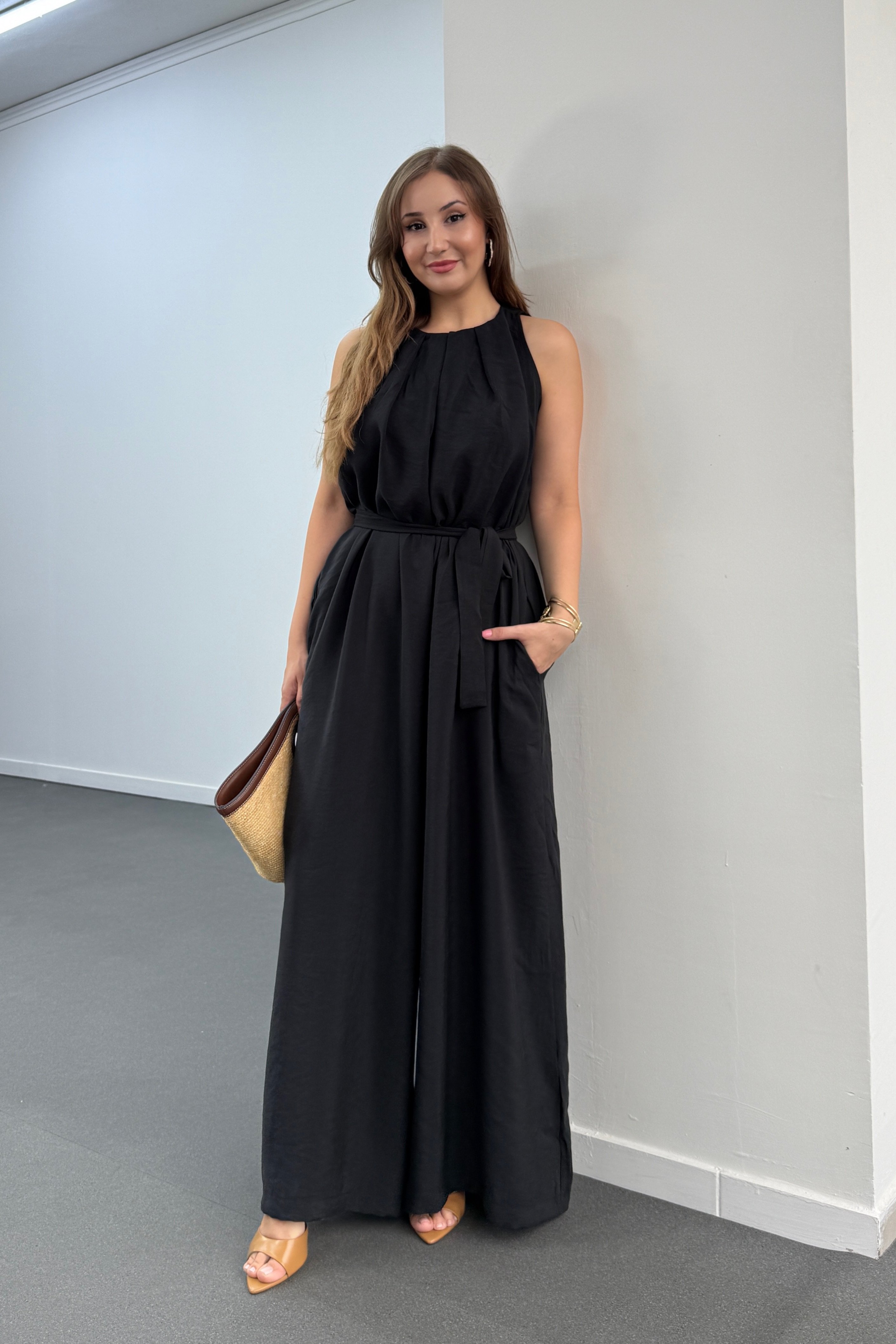 Narges Siyah Modal Kumaşlı Geniş Paça Tulum