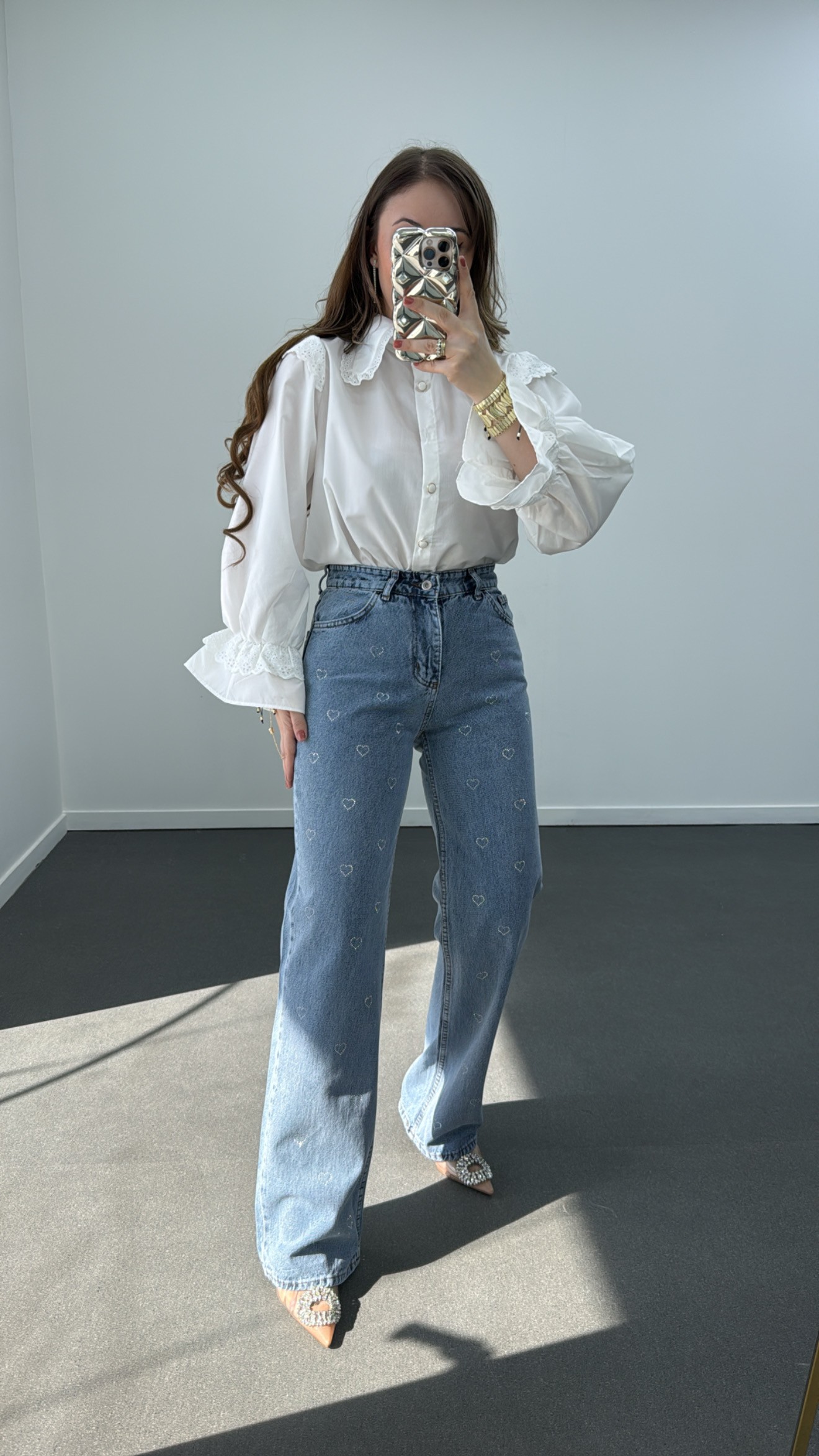 Loly Kalp Aksesuarlı Straight Leg Jeans