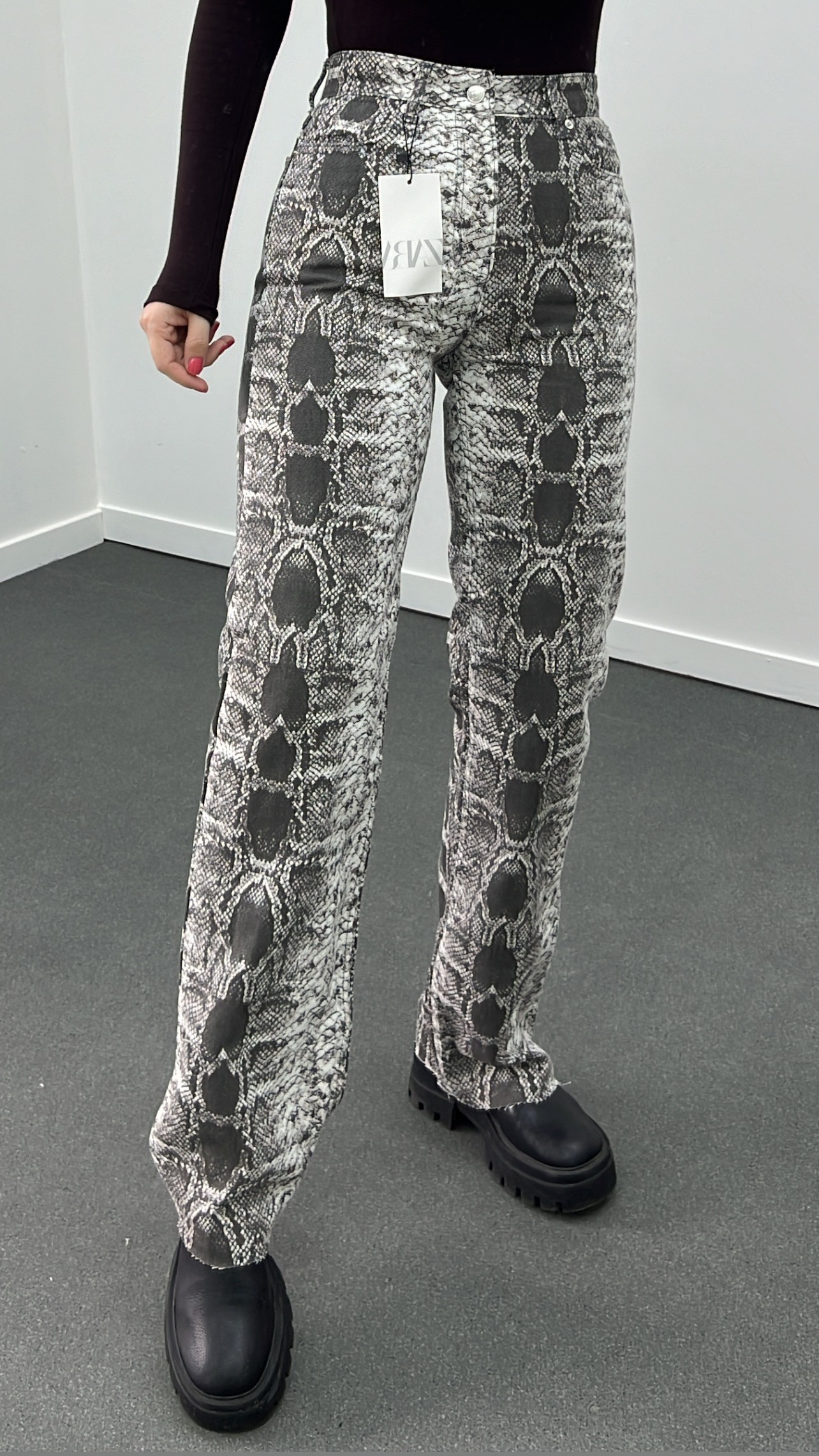 ZR Gri Yılan Desenli Wide Leg Jeans