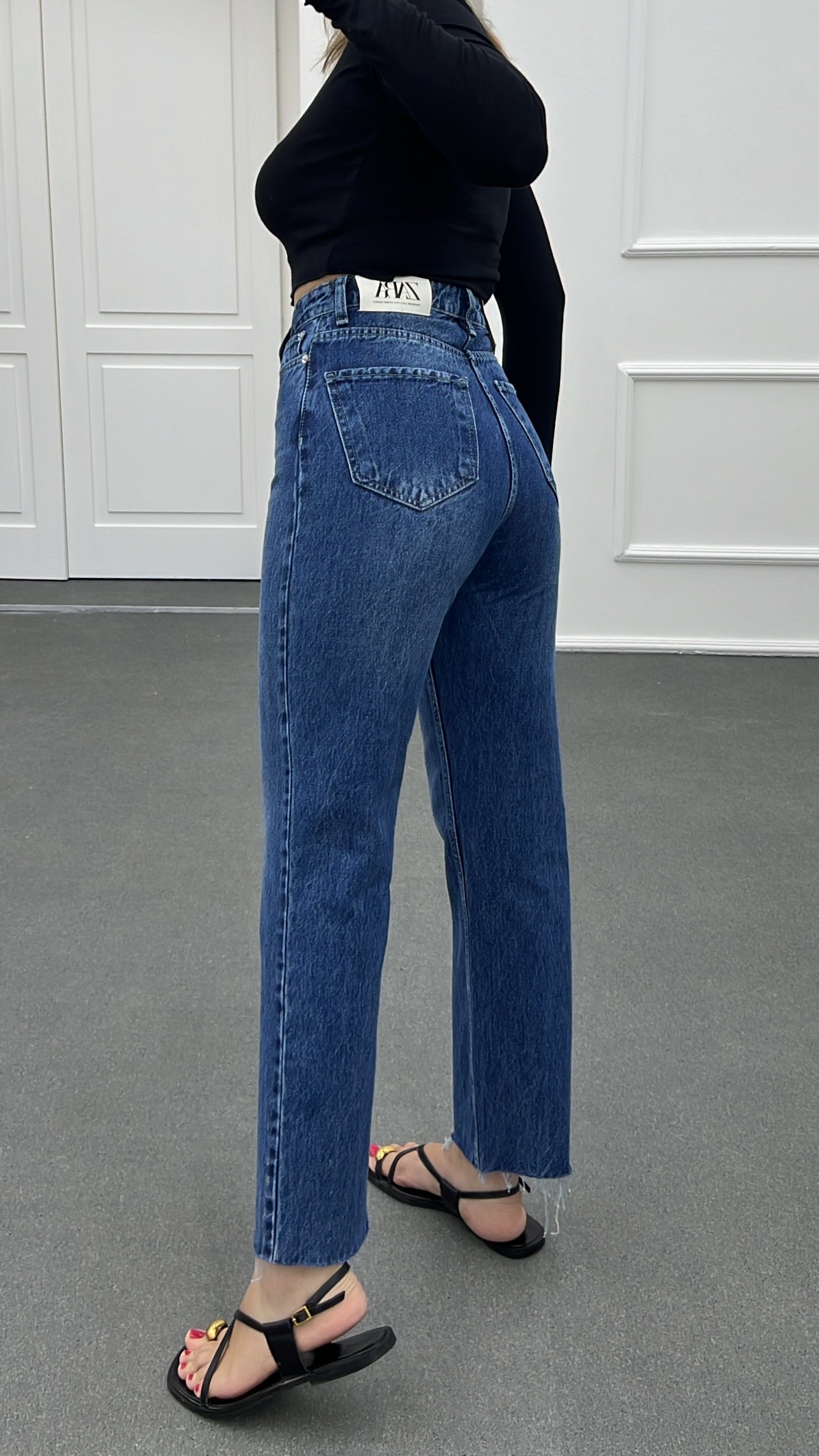 Mykonos Koyu Yıkamalı Kot Slim Straight Jeans