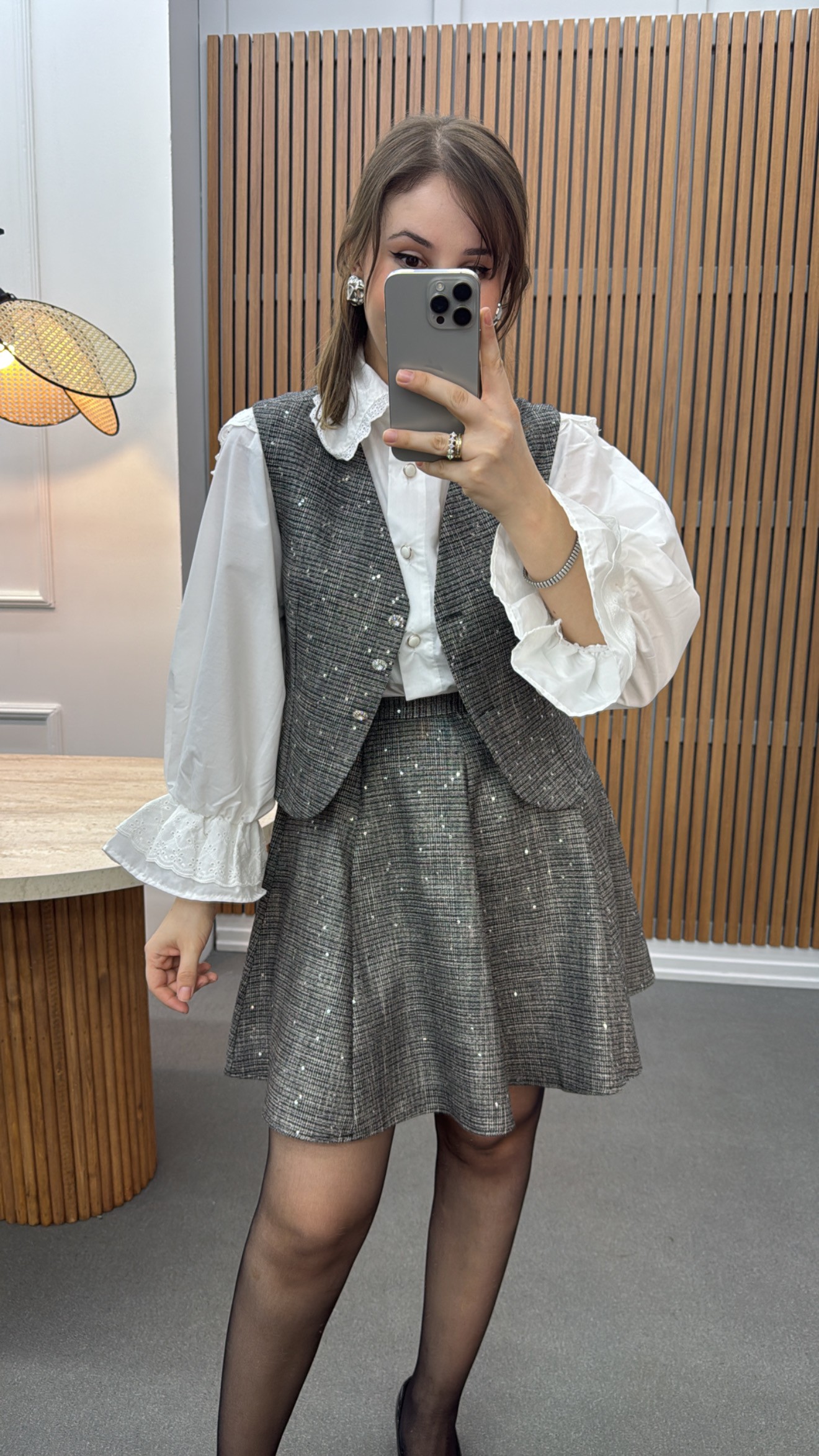 Costum gri din paiete Lena