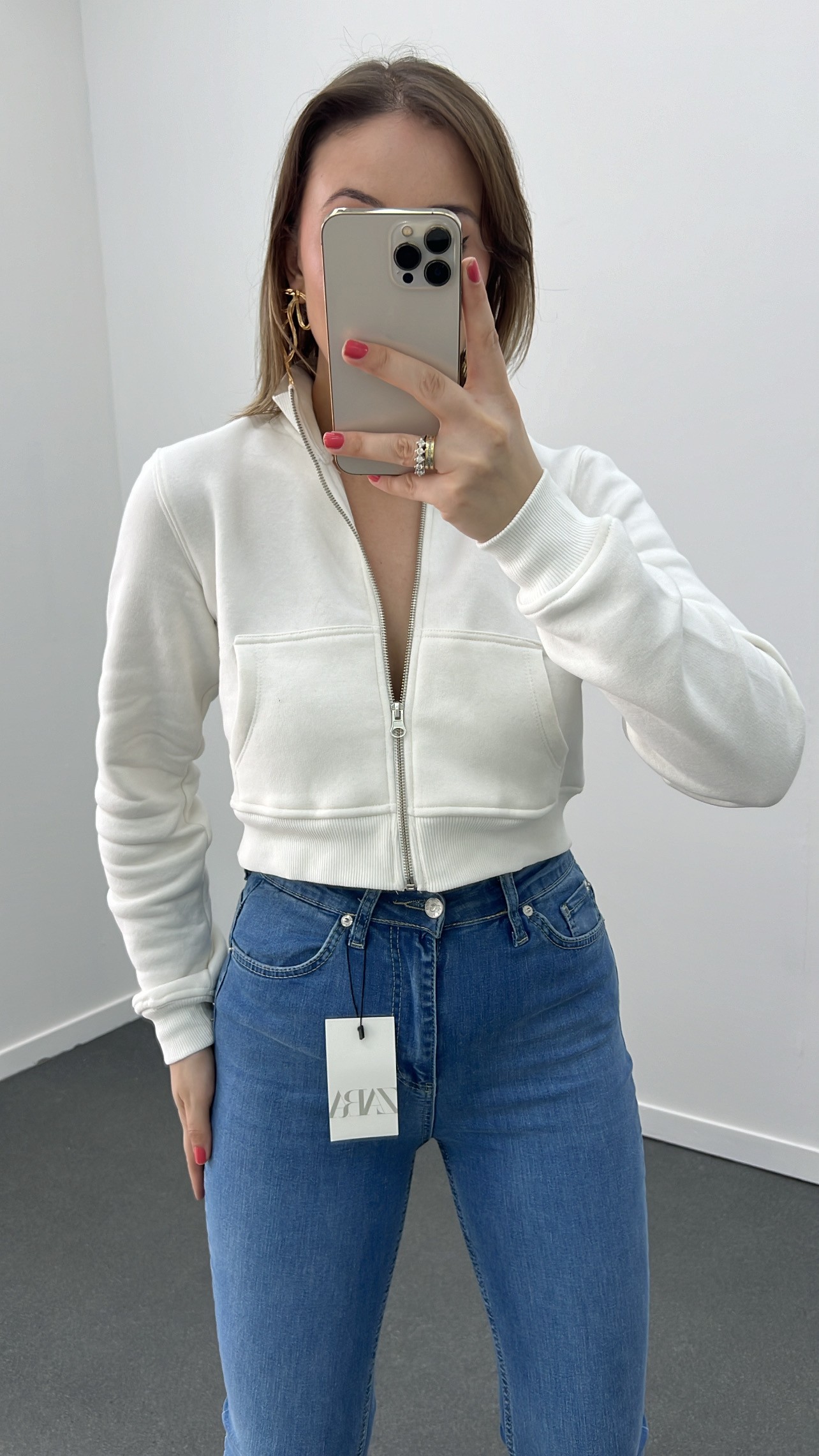 HM Beyaz Fermuarlı Crop Hırka