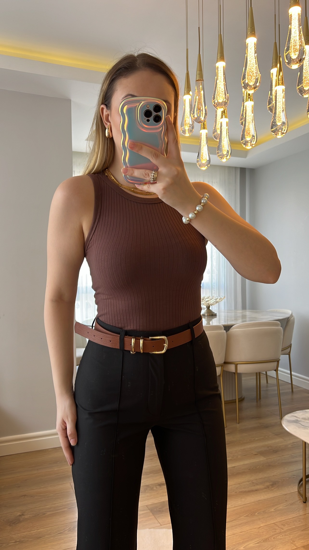Tricou Stradi, maro ciocolat, cu nervuri