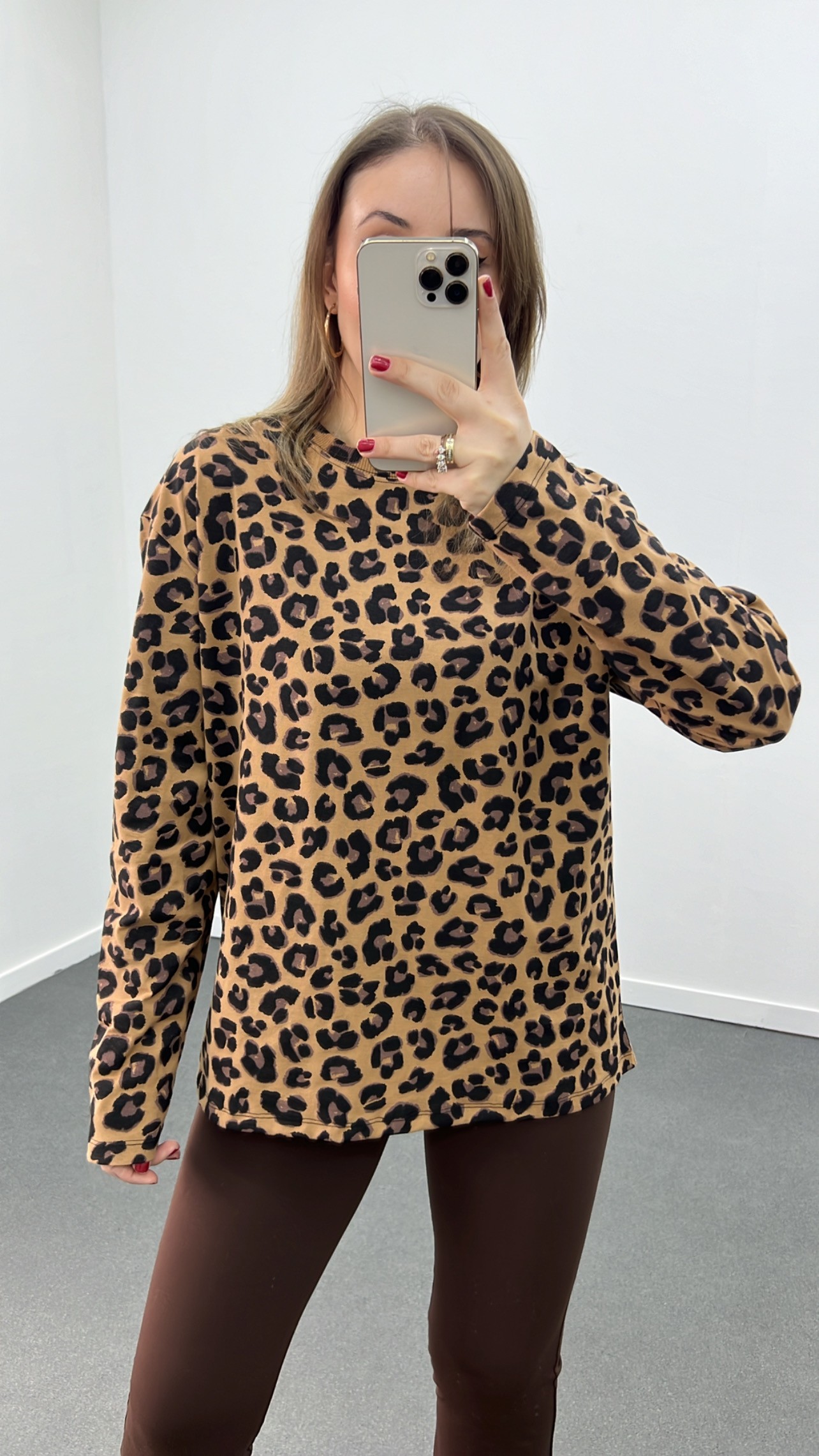 Kahve Leopar Desenli İnce Sweat 