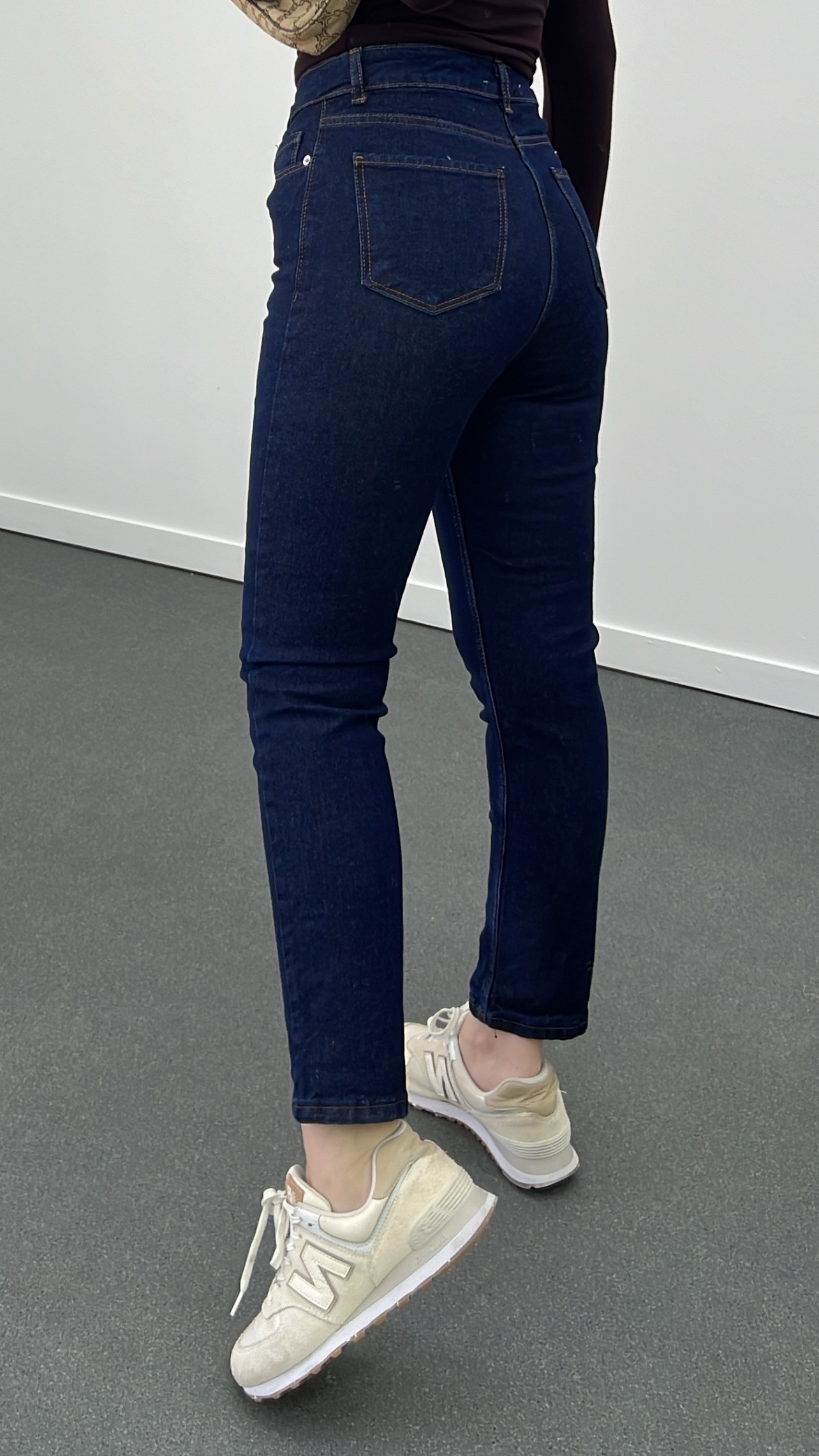 Velvet Lacivert Yıkamalı Mom Fit Jeans