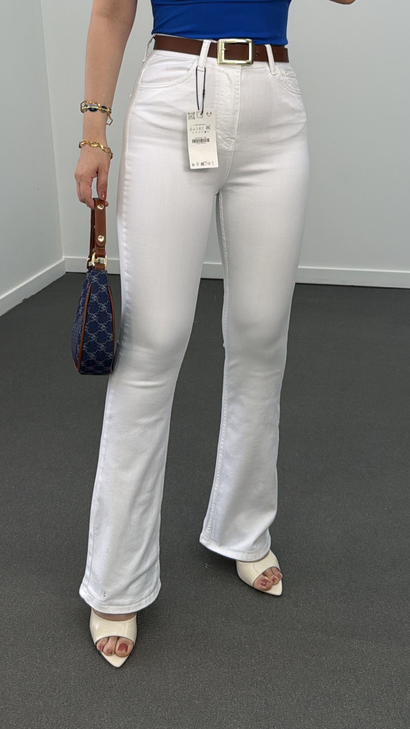 Blugi ZR albi cu talie extra inalta din Lycra