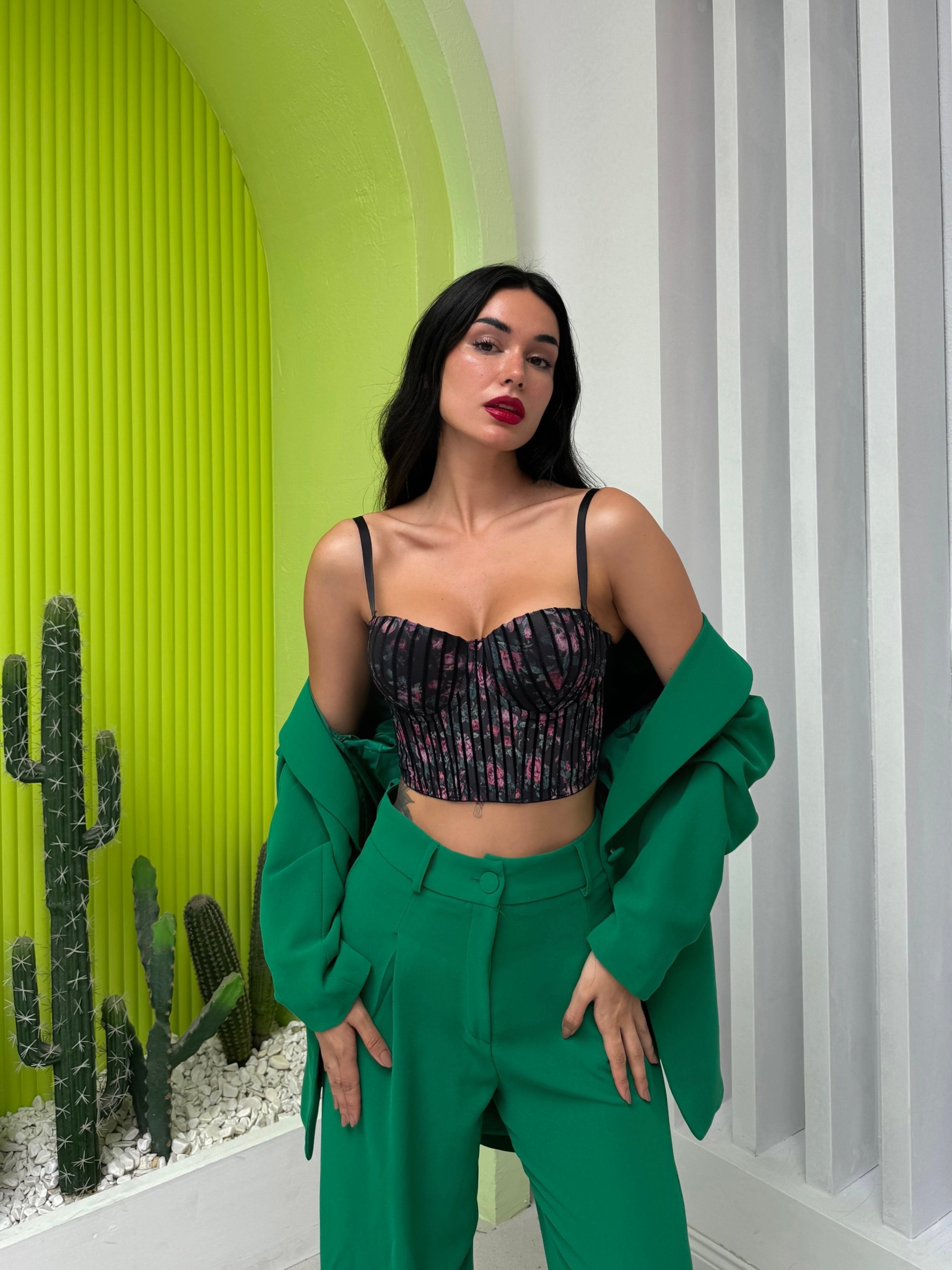 Nadia Siyah Çiçekli Push Up Bralet Takımı