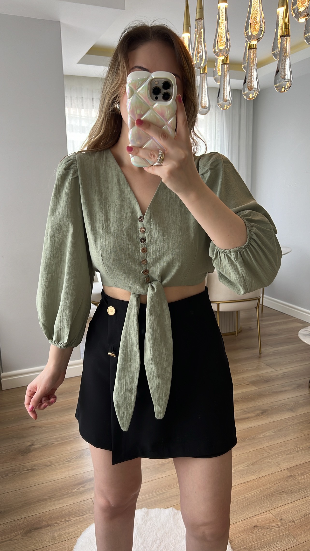 Lisa Yeşil Düğmeli Bağlamalı Bluz
