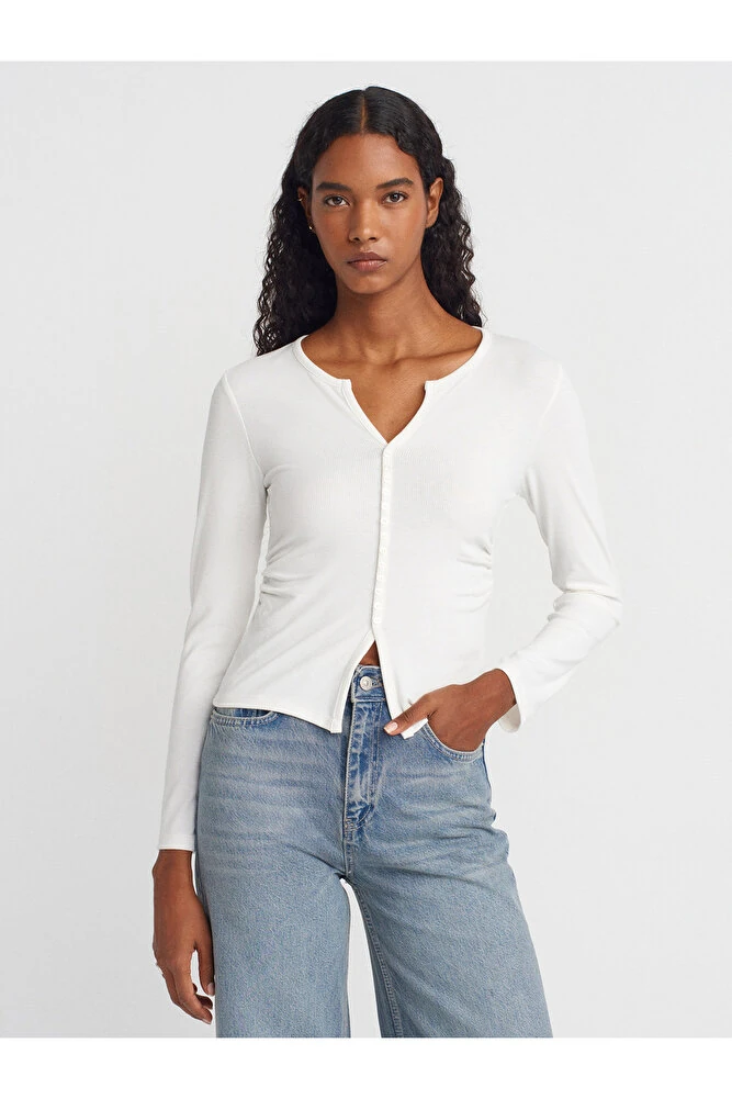 31548 Düğme Detaylı Büzgülü Top-Çağla - Ekru