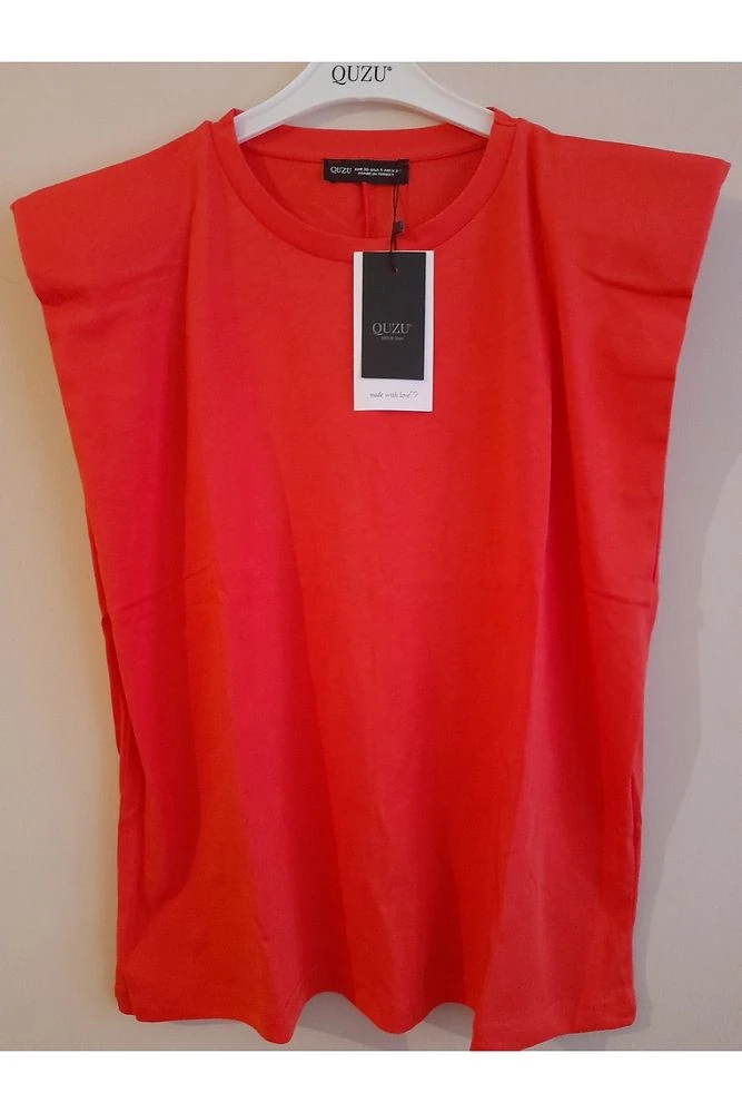 Vatkalı Kolsuz Basic Tışört Kırmızı