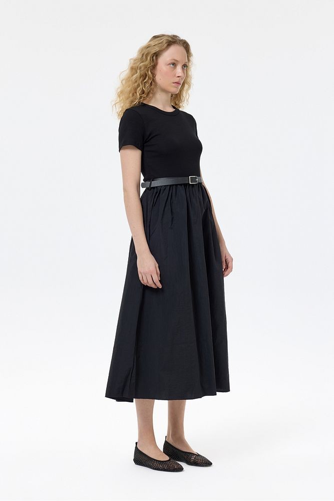 Beli Kemerli Basic Midi Elbise Siyah