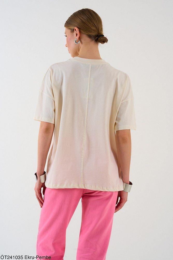 LOVE Yazılı Kadın T-Shirt