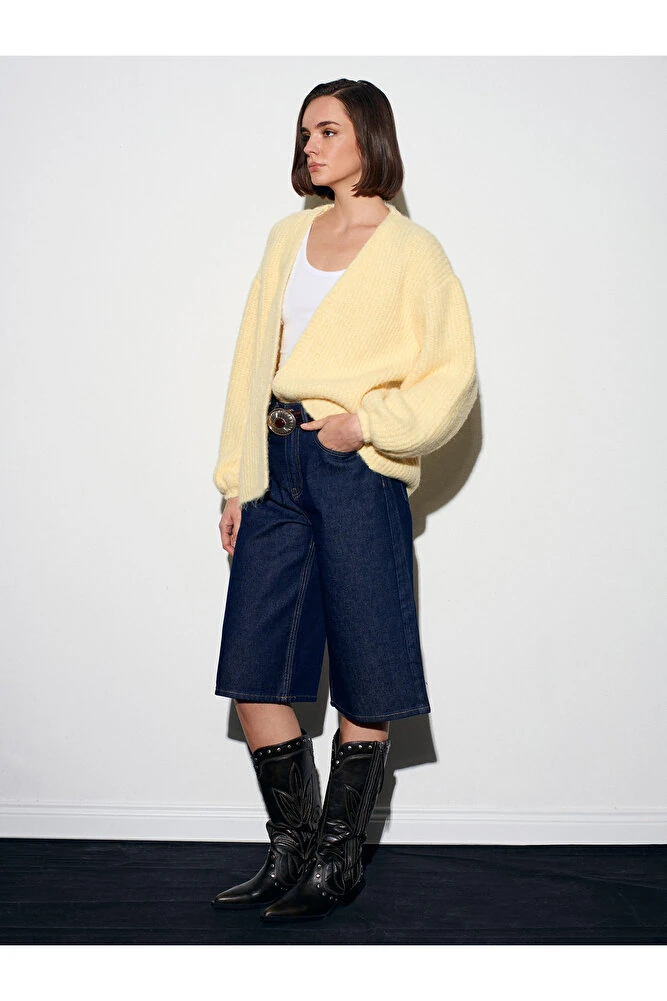 60991 Yumuşak Dokulu Dökümlü Triko Hırka-Füme M. - Açık Sarı