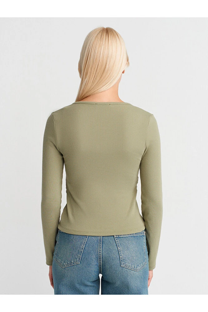 31548 Düğme Detaylı Büzgülü Top-Çağla