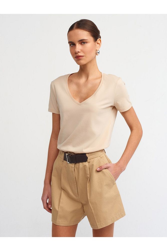 3470 V Yaka Basic T-Shirt-Açık Bej