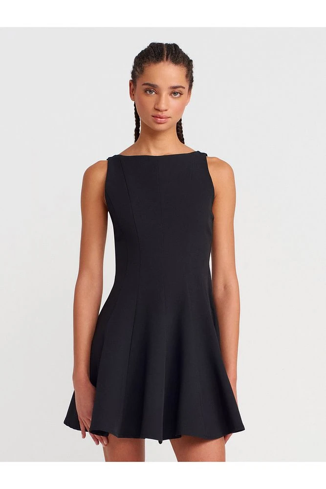 91446 Kayık Yaka Godeli Mini Elbise-siyah